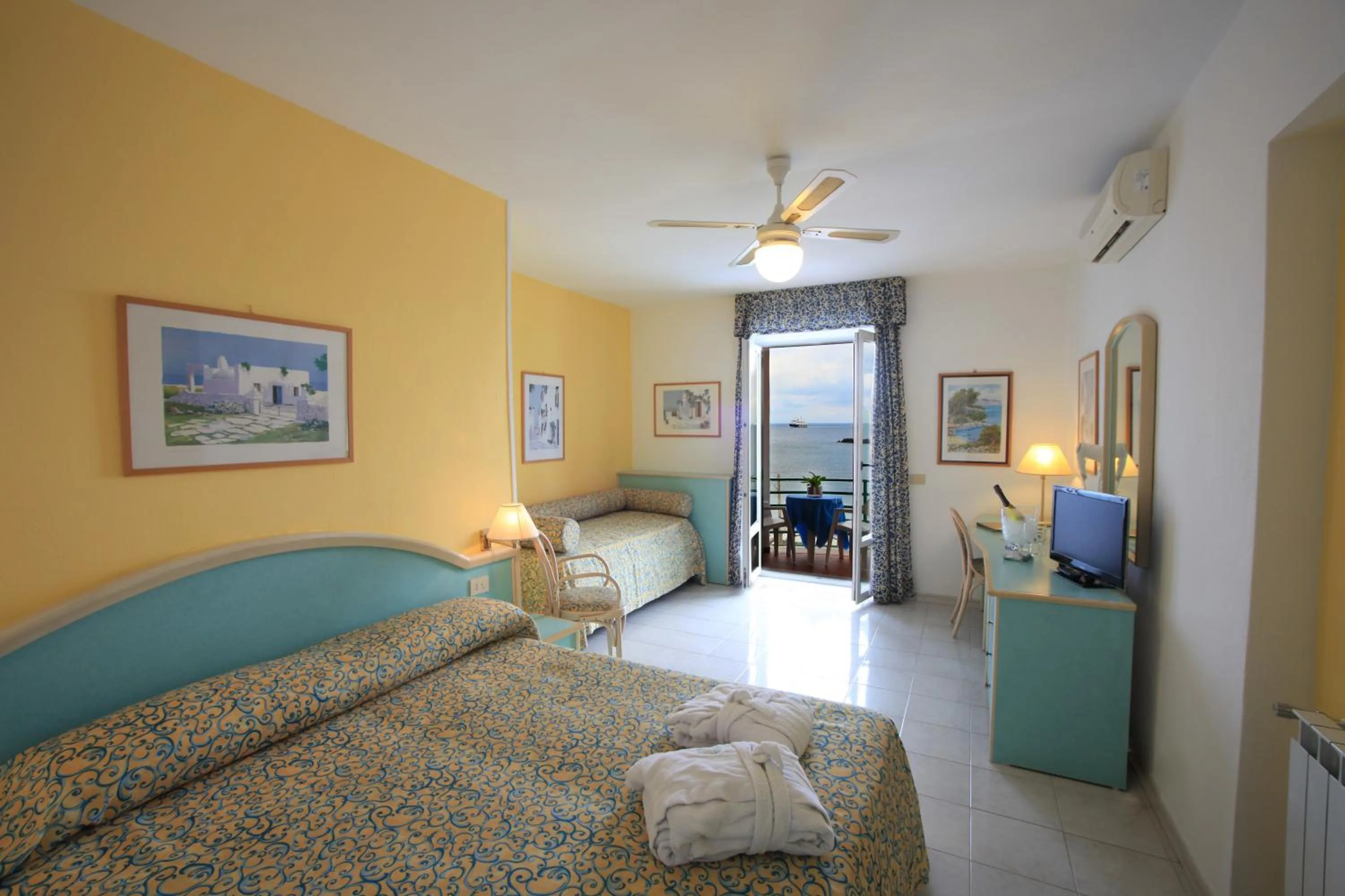 Day in Hotel Solemare Beach & Beauty SPA