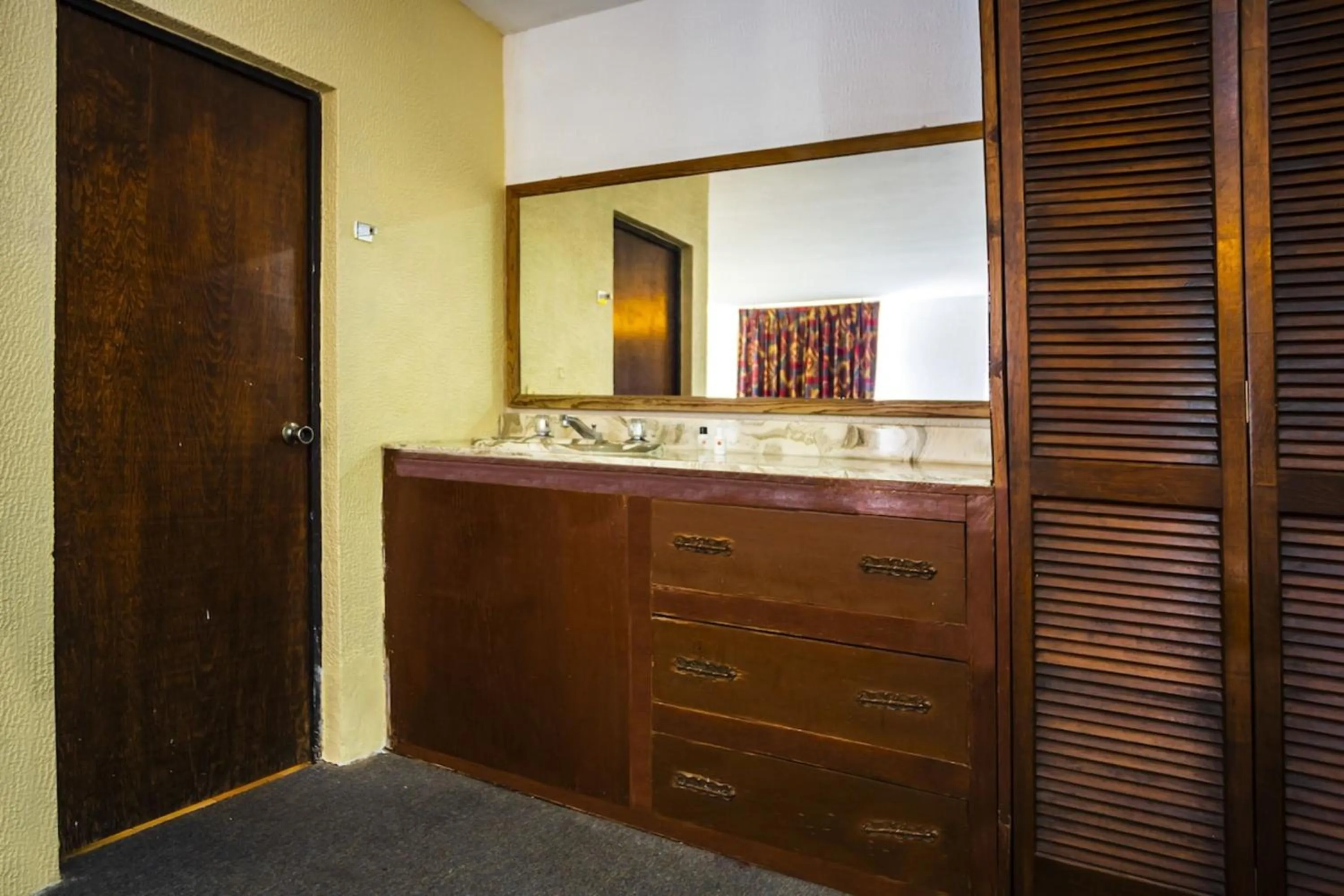 Bathroom in OYO Hotel Oasis, Matehuala