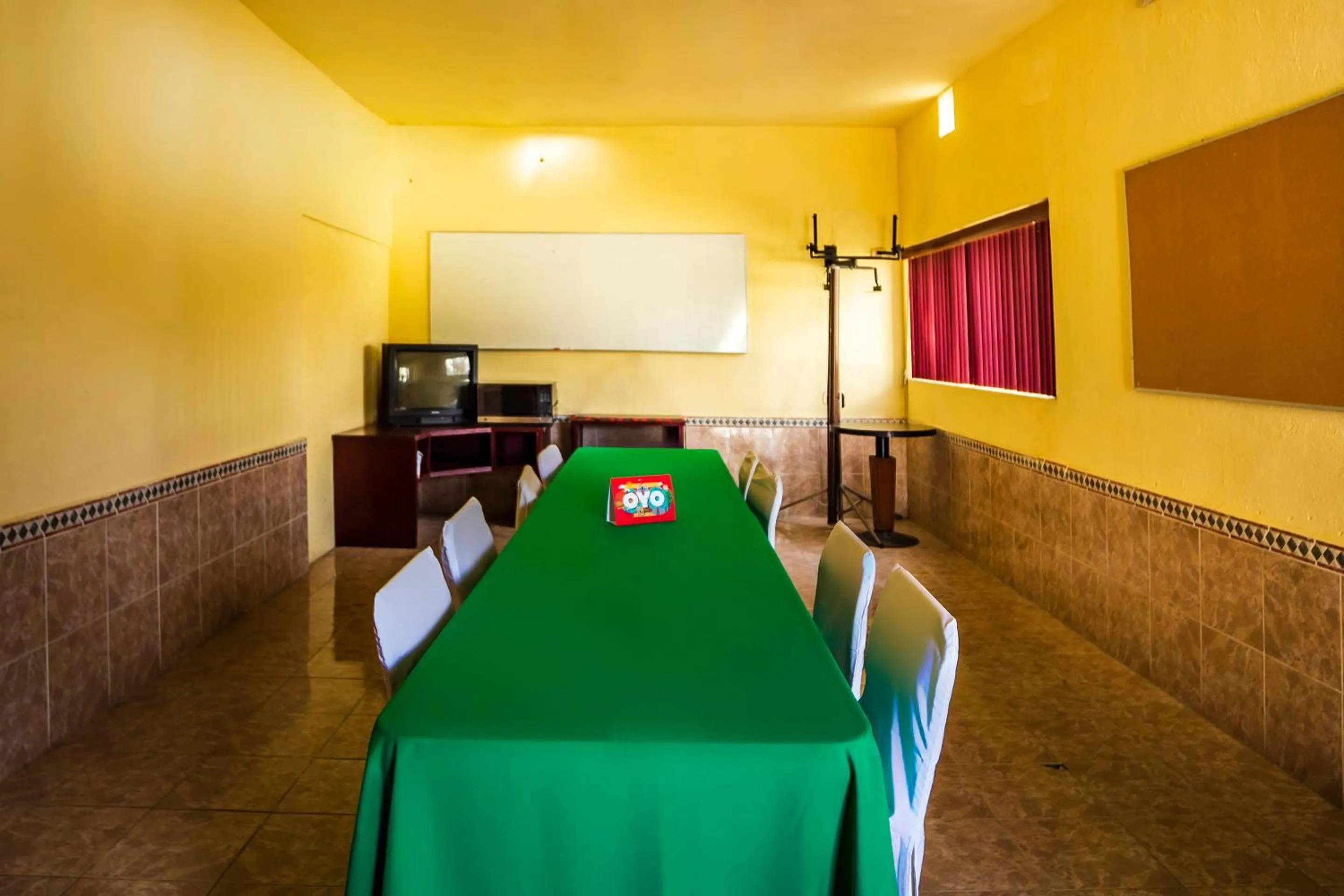 Business facilities in OYO Hotel Oasis, Matehuala