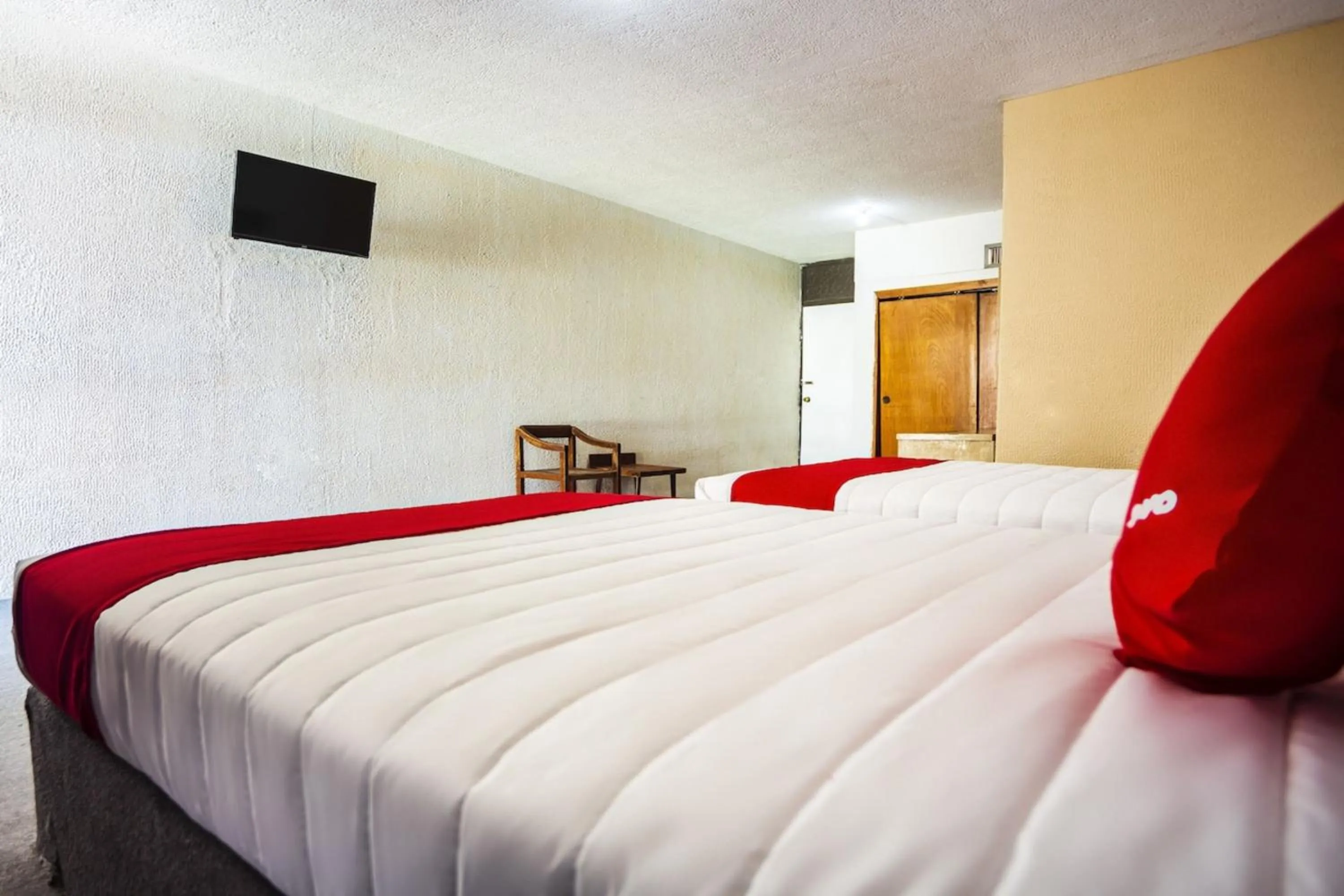 Bedroom, Bed in OYO Hotel Oasis, Matehuala