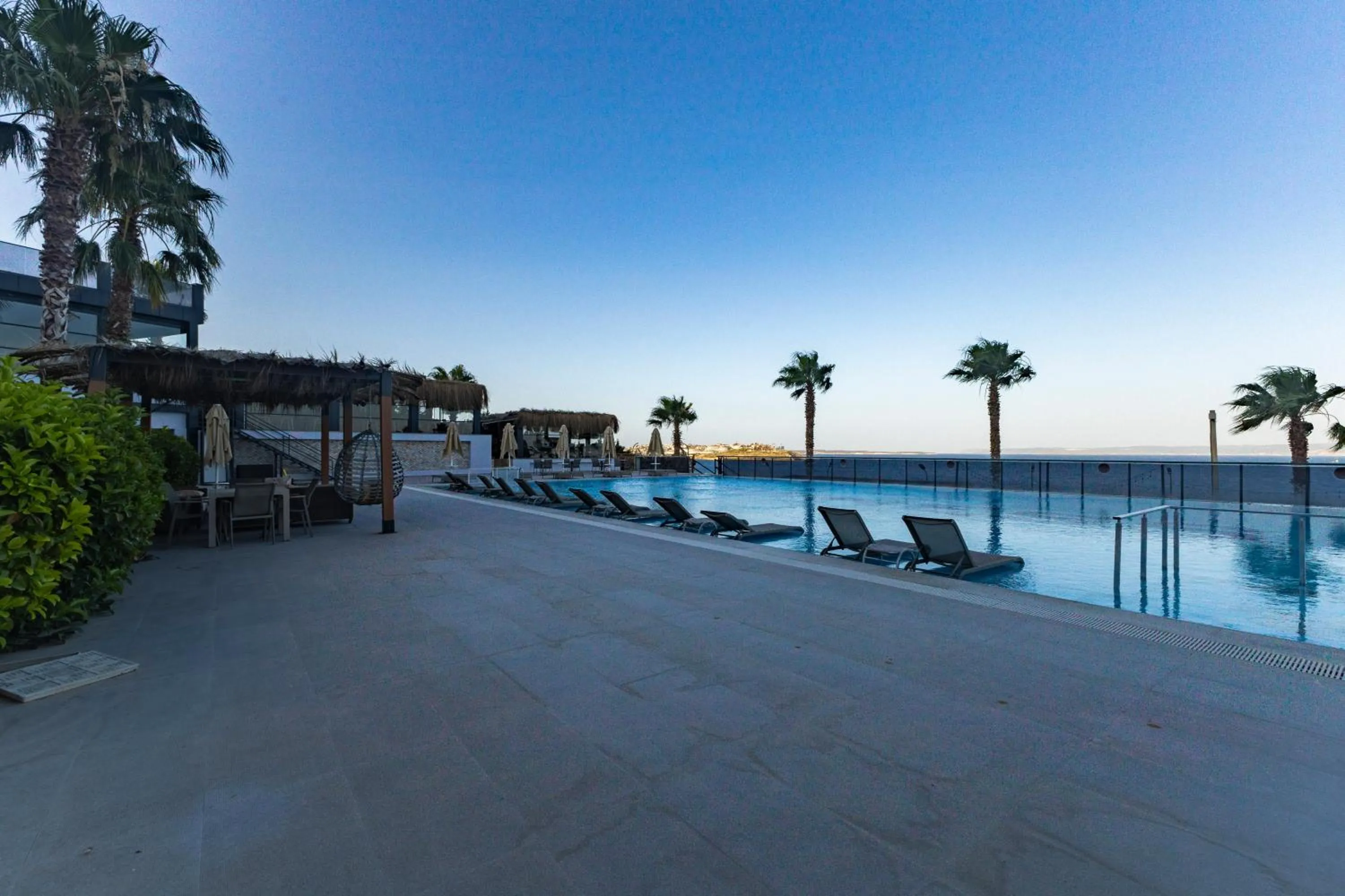 Swimming pool in The Nowness Luxury Hotel & Spa Adulty Only