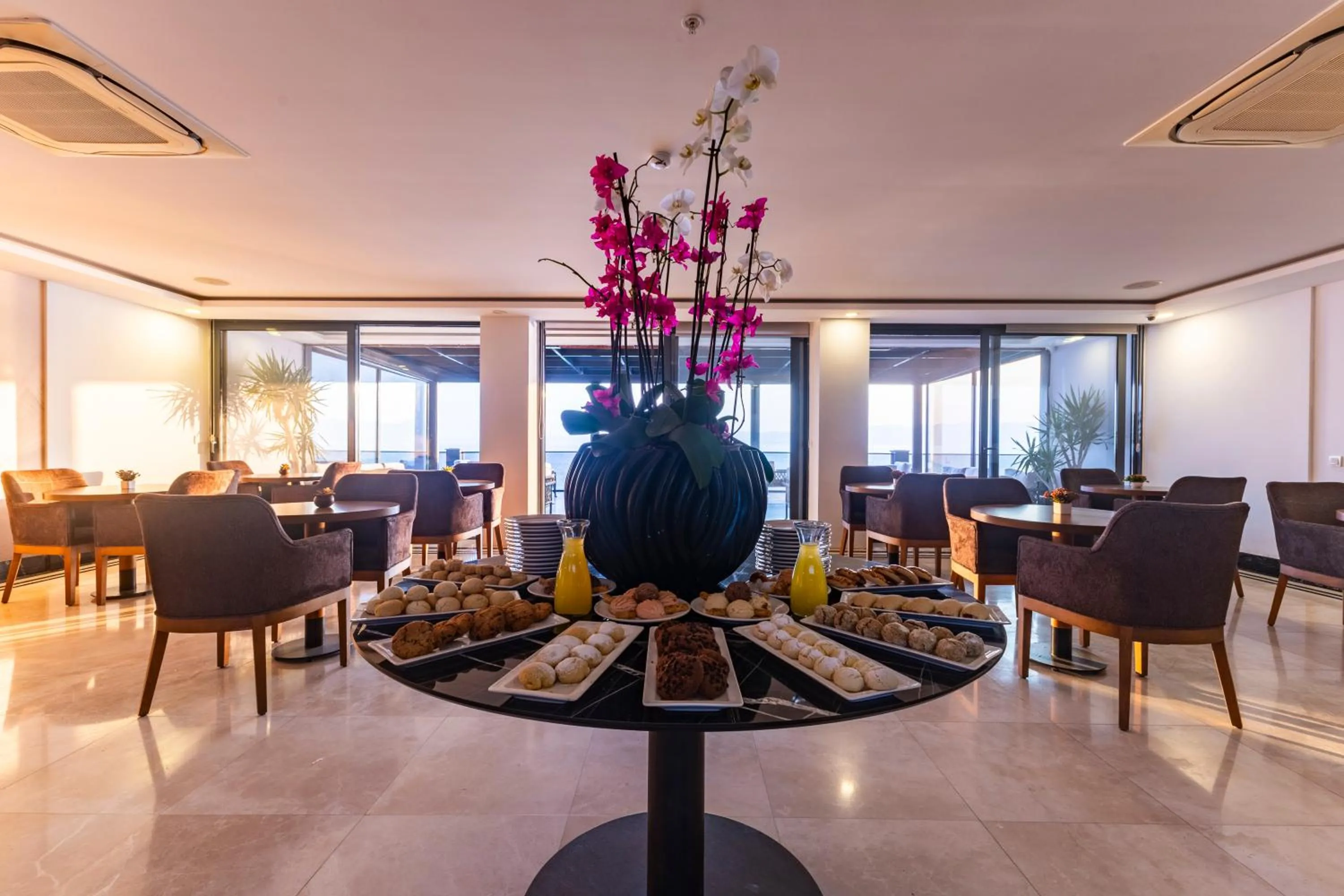 Lobby or reception in The Nowness Luxury Hotel & Spa Adulty Only