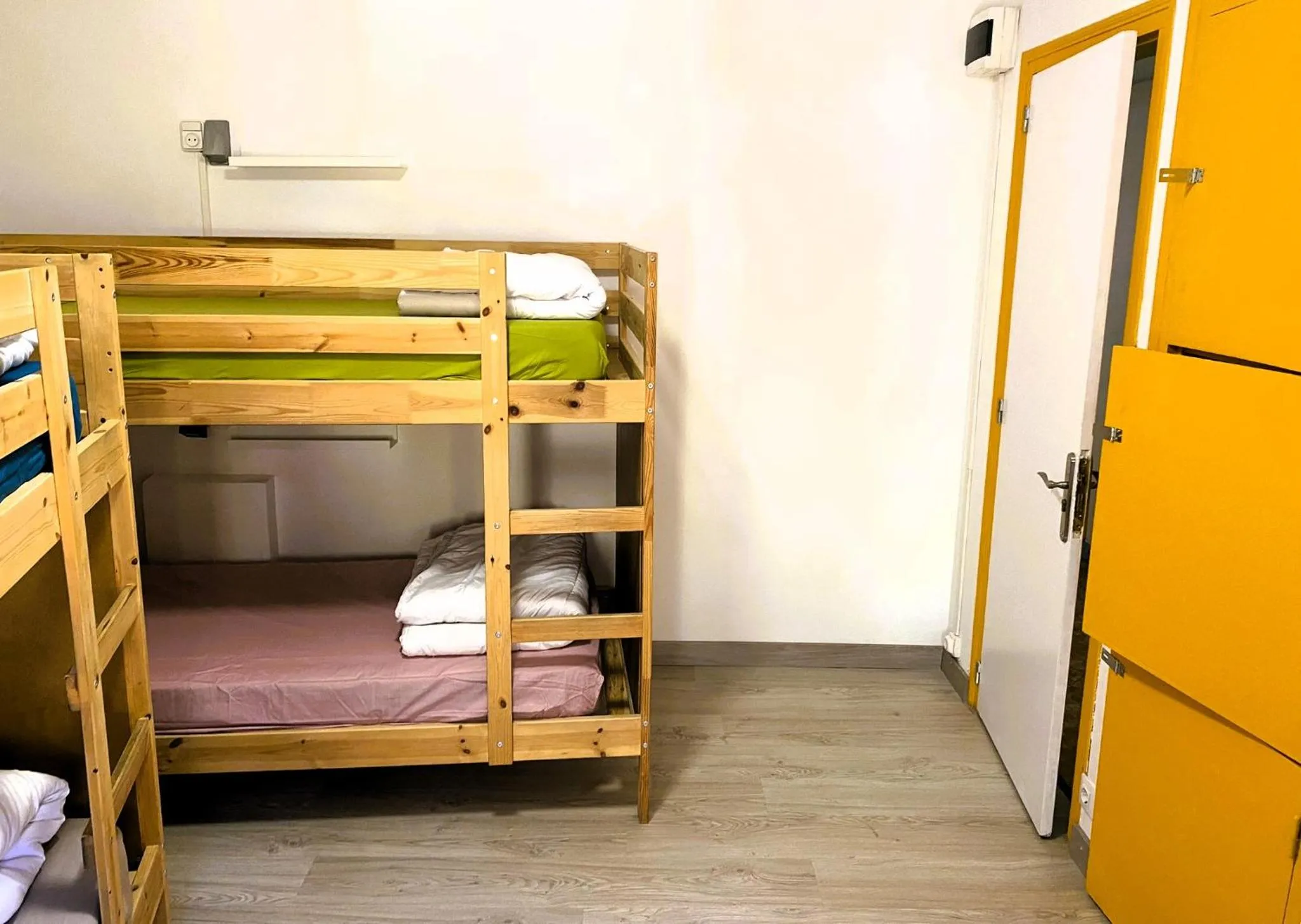 Bed in Alberg Els Andes