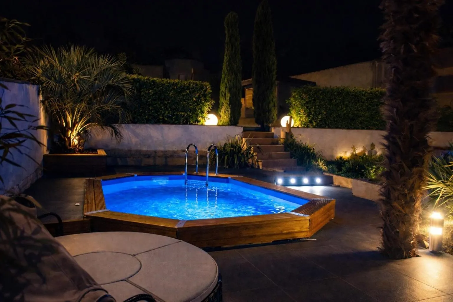 Garden in Villa le dauphin Meschers 4 étoiles vu Mer