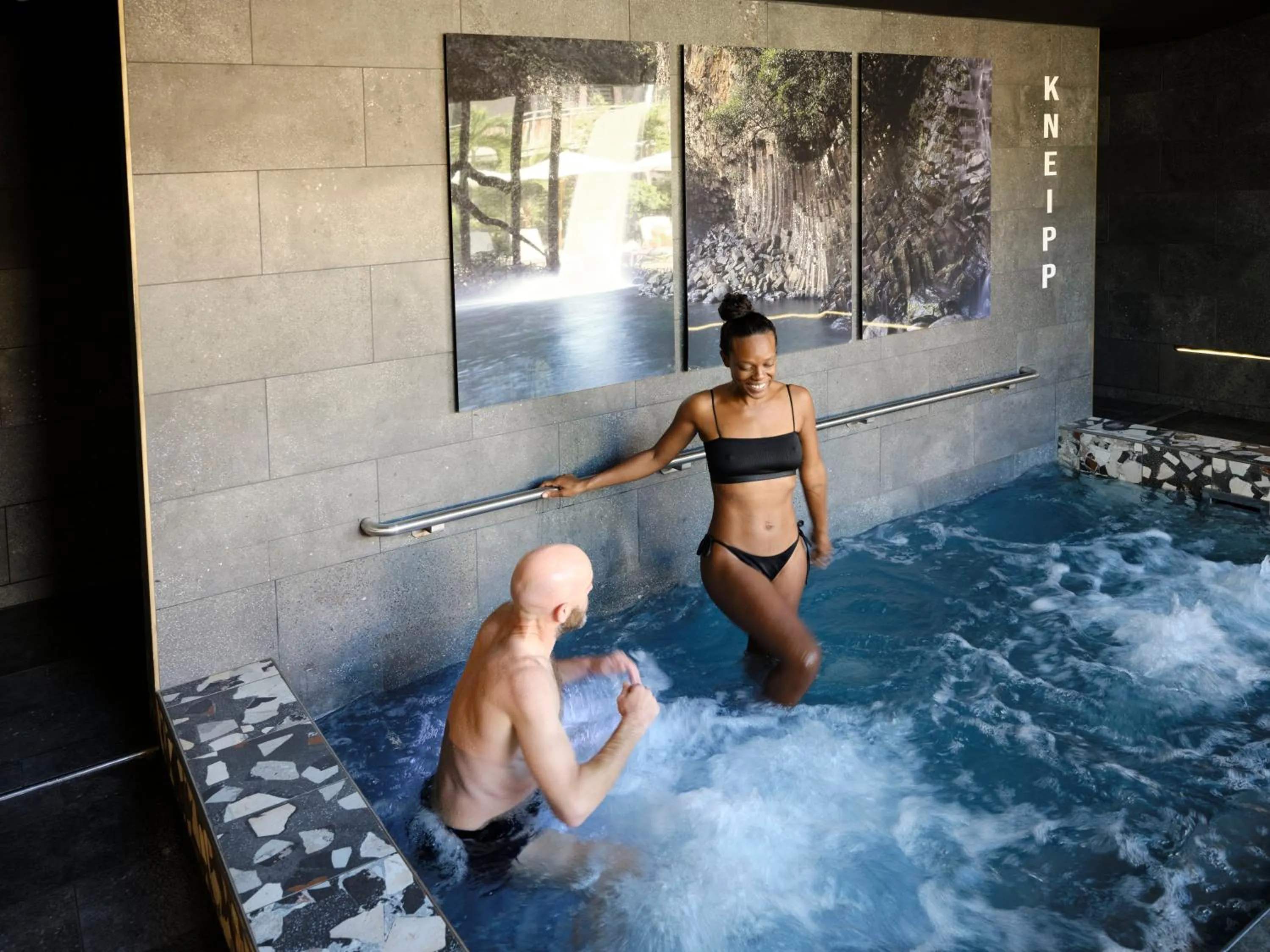 Hot Tub in Dimitile Hôtel & Spa