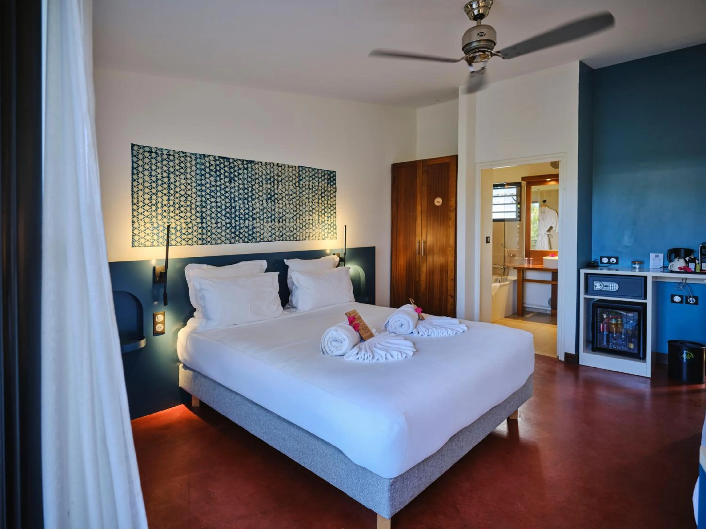 Photo of the whole room, Bed in Dimitile Hôtel & Spa