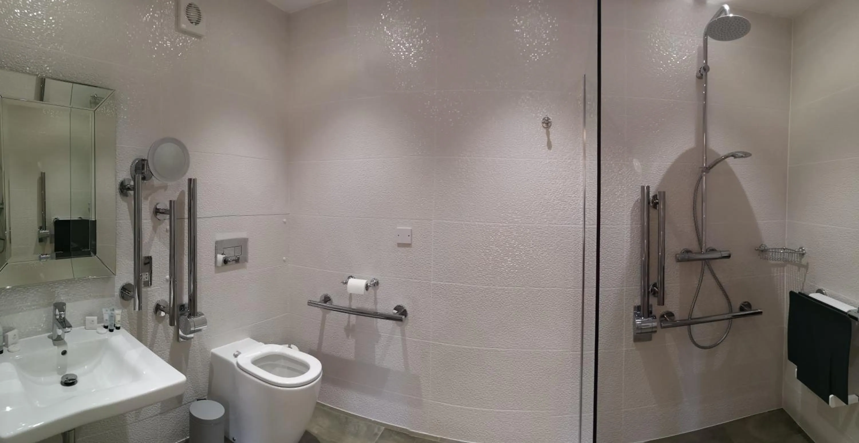 Shower in Cleatham Hall