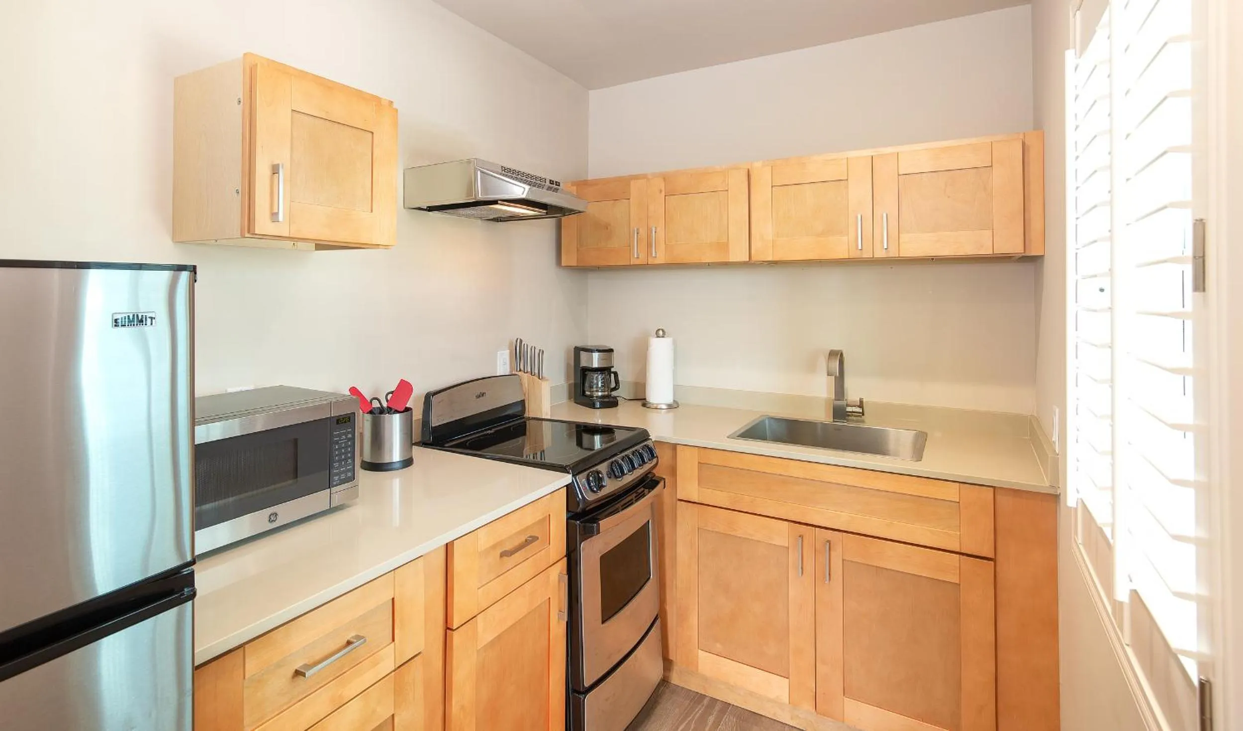 Kitchen or kitchenette in Lime Tree Bay Resort
