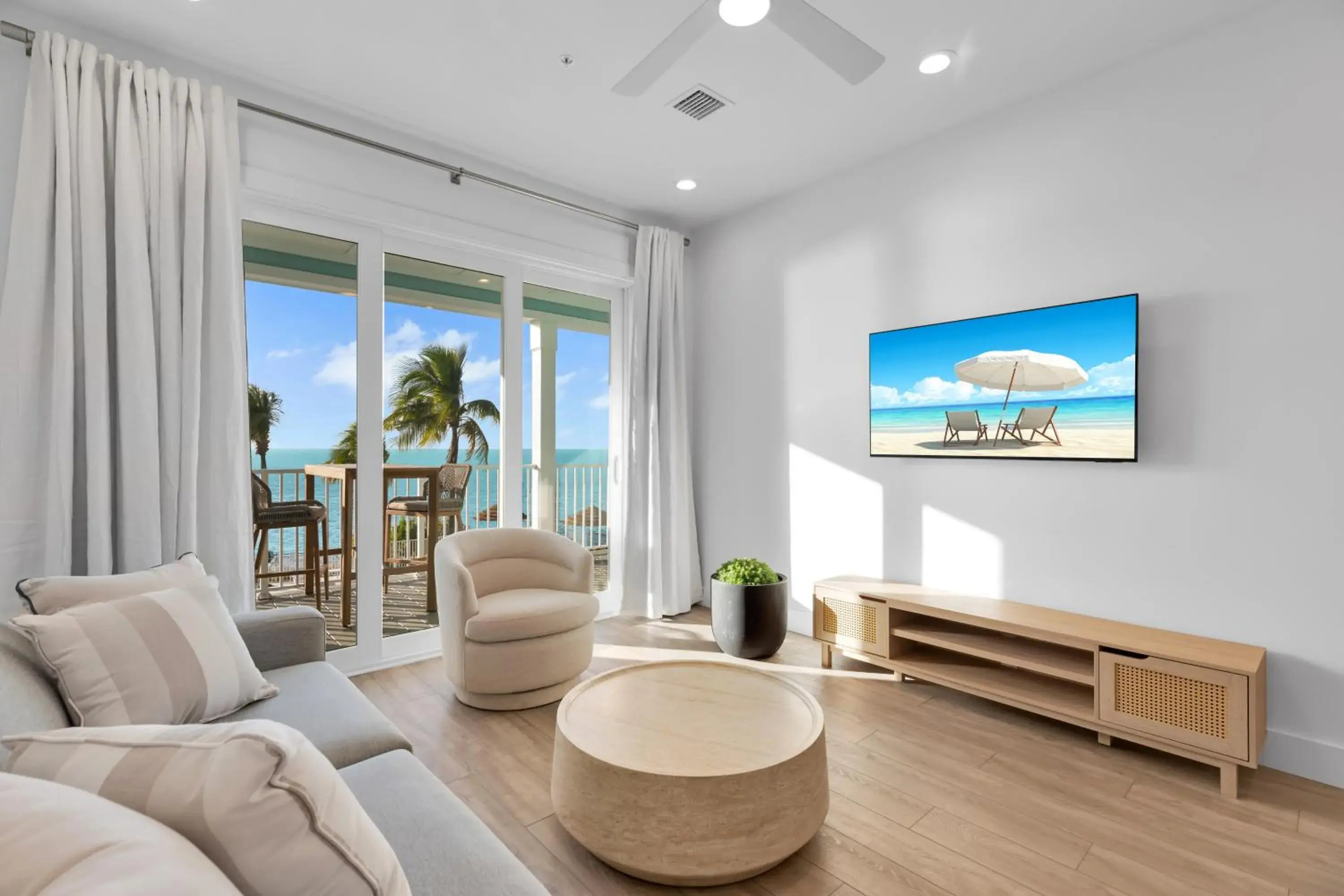 Hibiscus Water Front 2 Bed 2 Bath Master Suite in Lime Tree Bay Resort Hibiscus Water Front 2 Bed 2 Bath Master Suite in Lime Tree Bay Resort