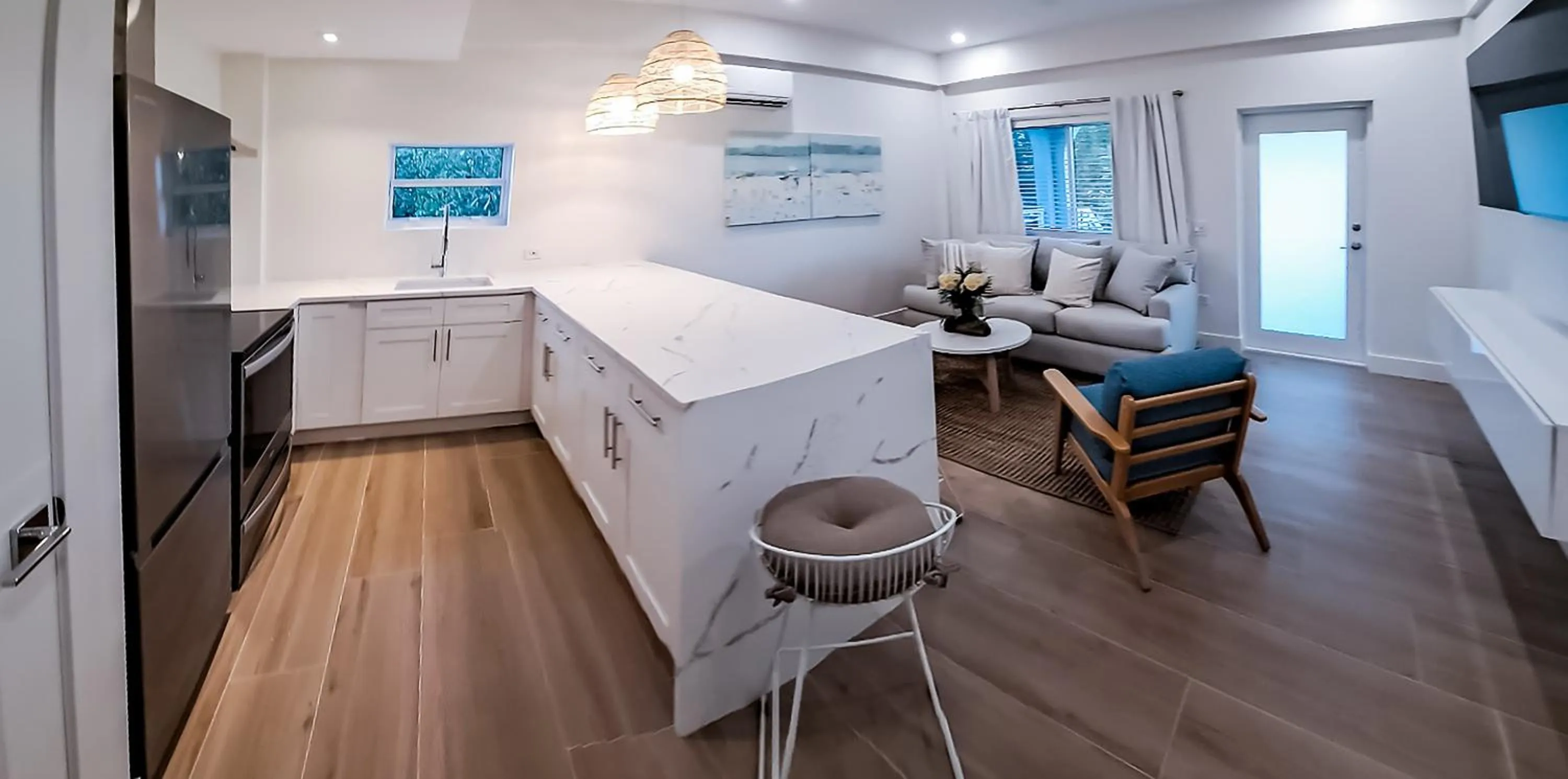 Kitchen or kitchenette, Bed in Lime Tree Bay Resort