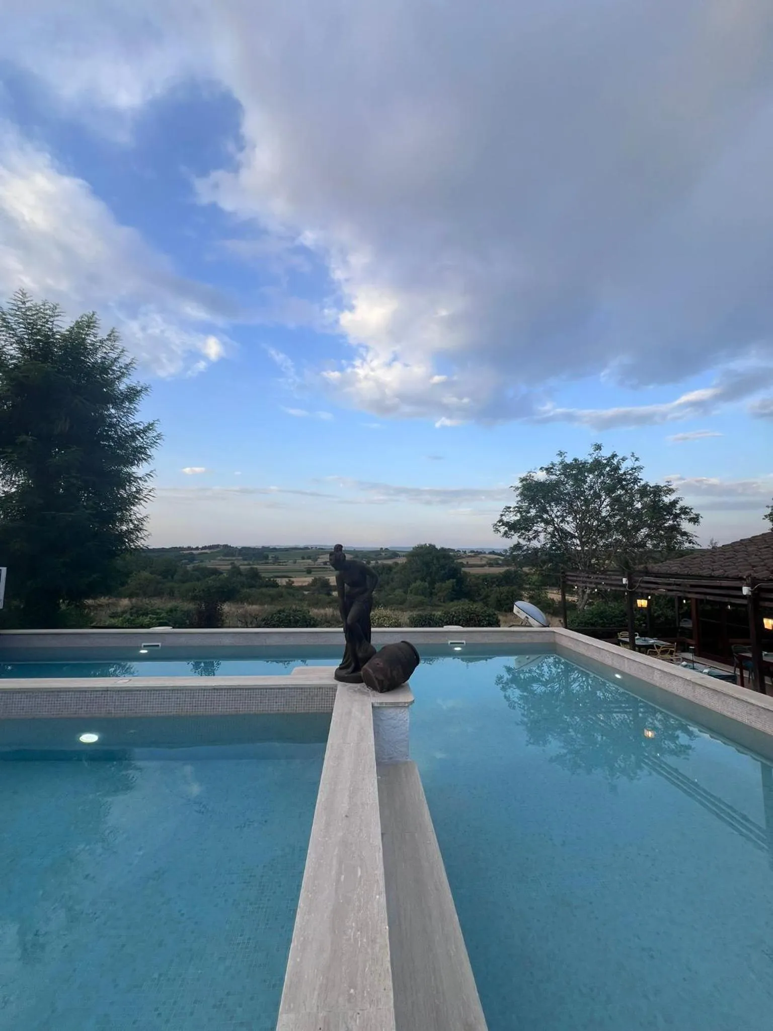 Swimming pool in Hotel Il Pietreto