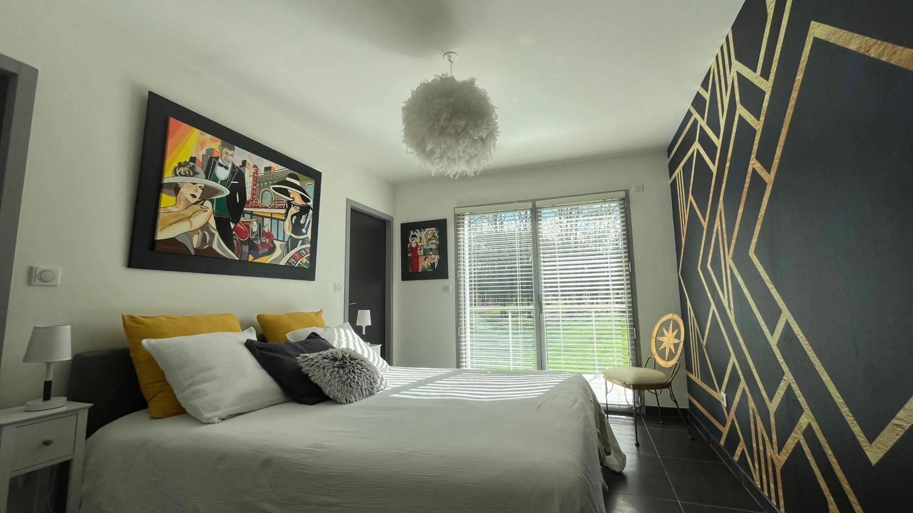 Bed in Domaine Georges V