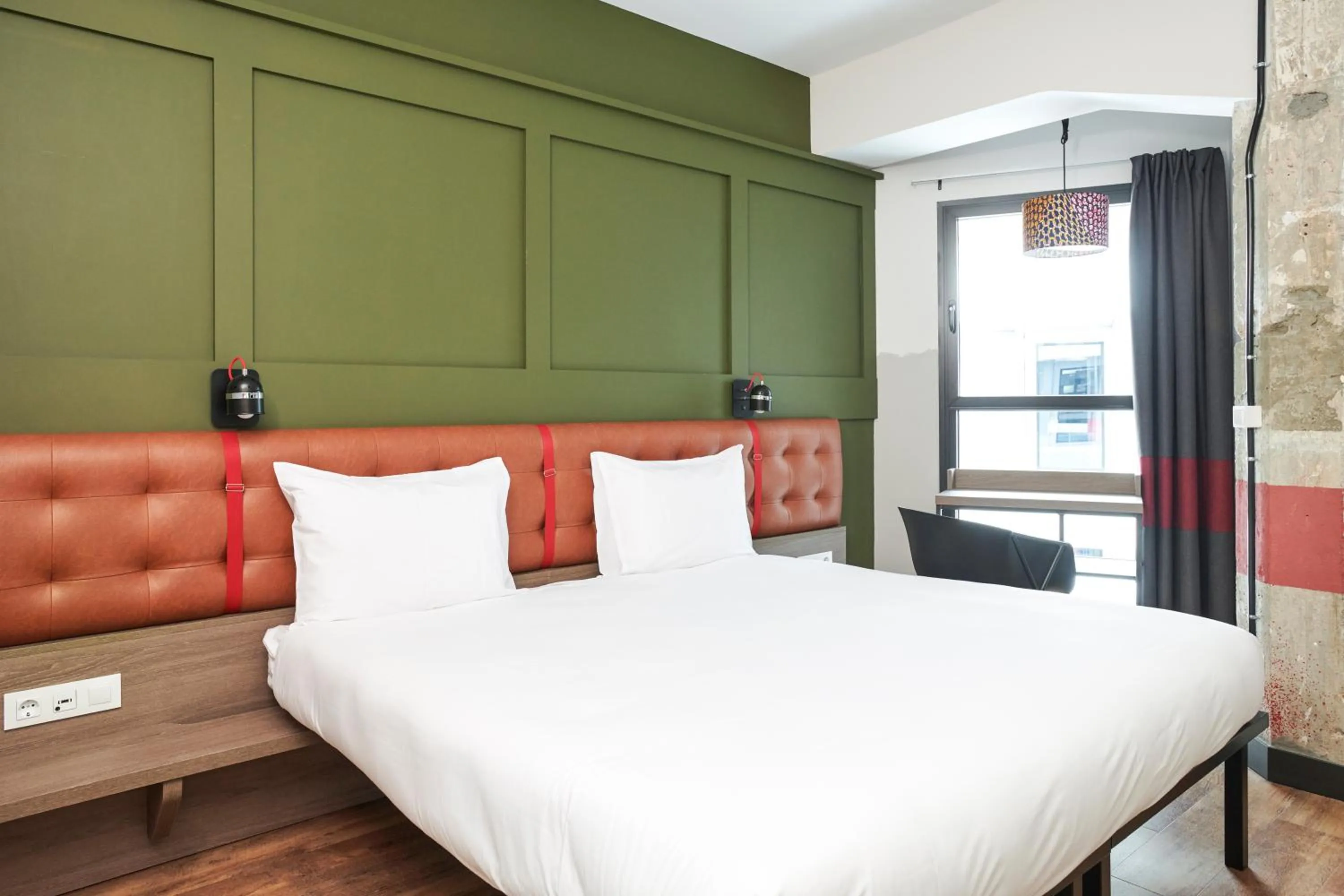 Bed in Generator Madrid