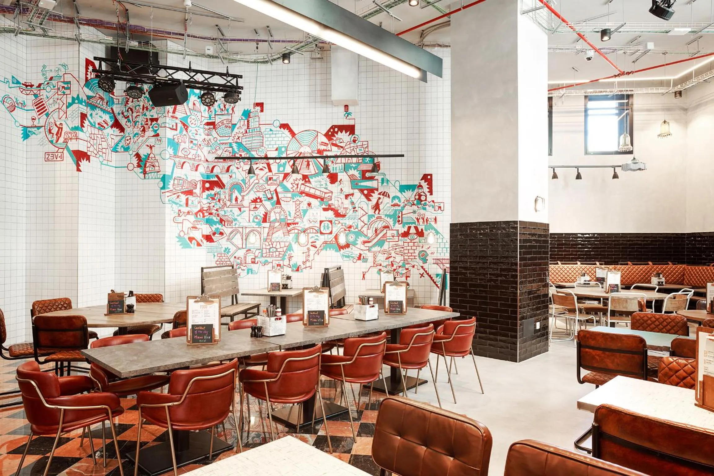 Food and drinks in Generator Madrid