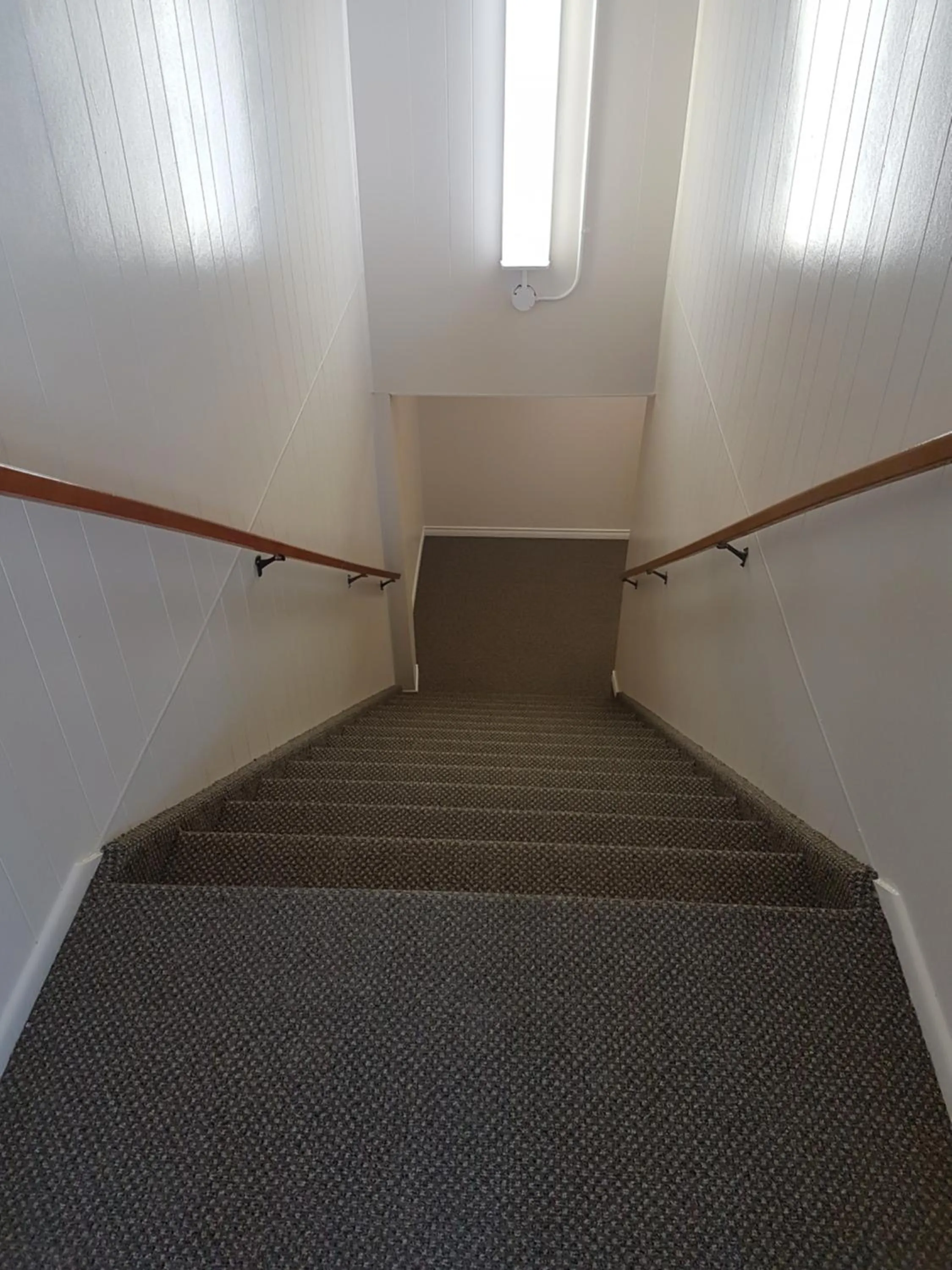 Parkway Motel & European Lodges