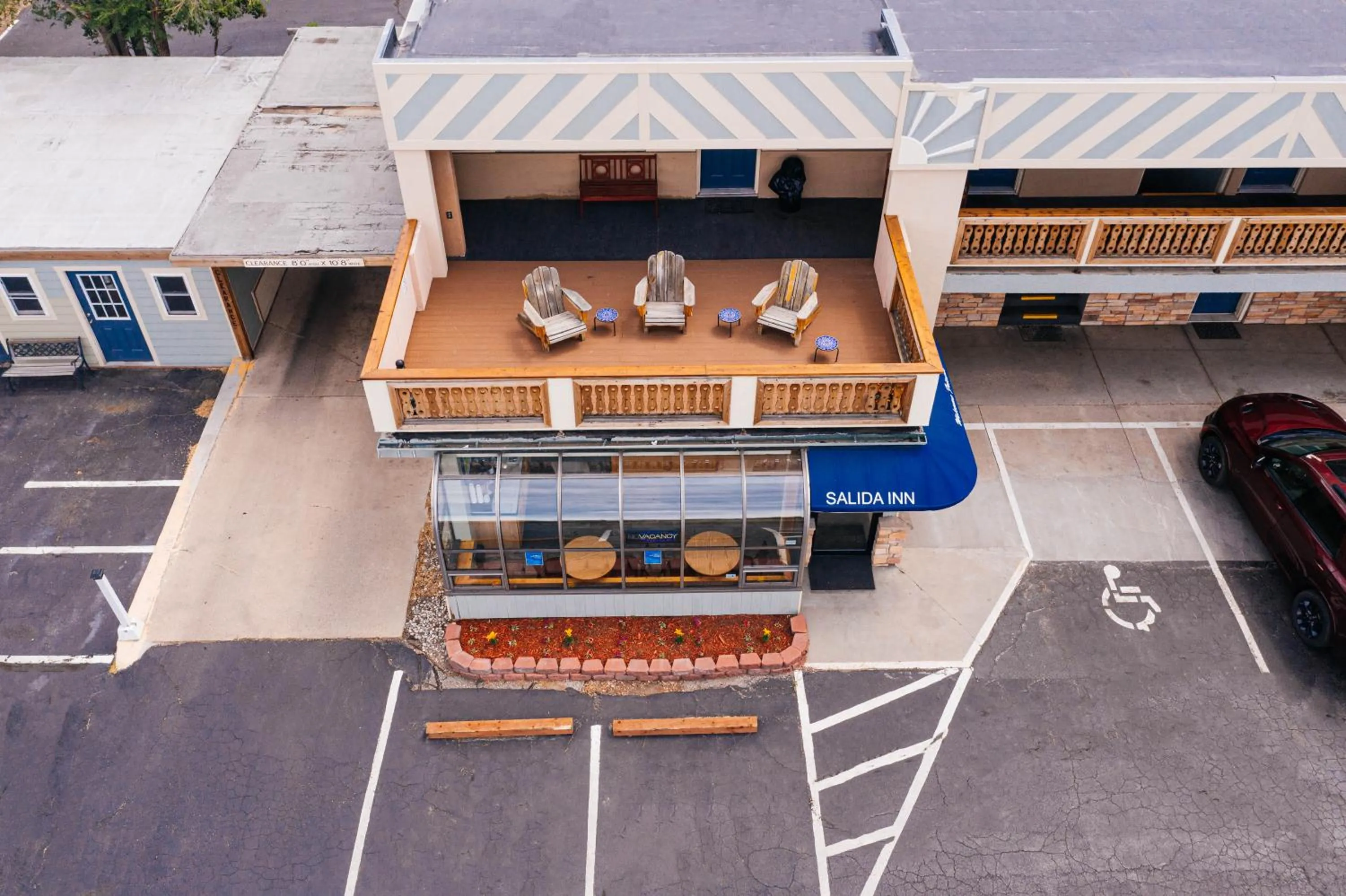 Property building in Salida Inn & Monarch Suites