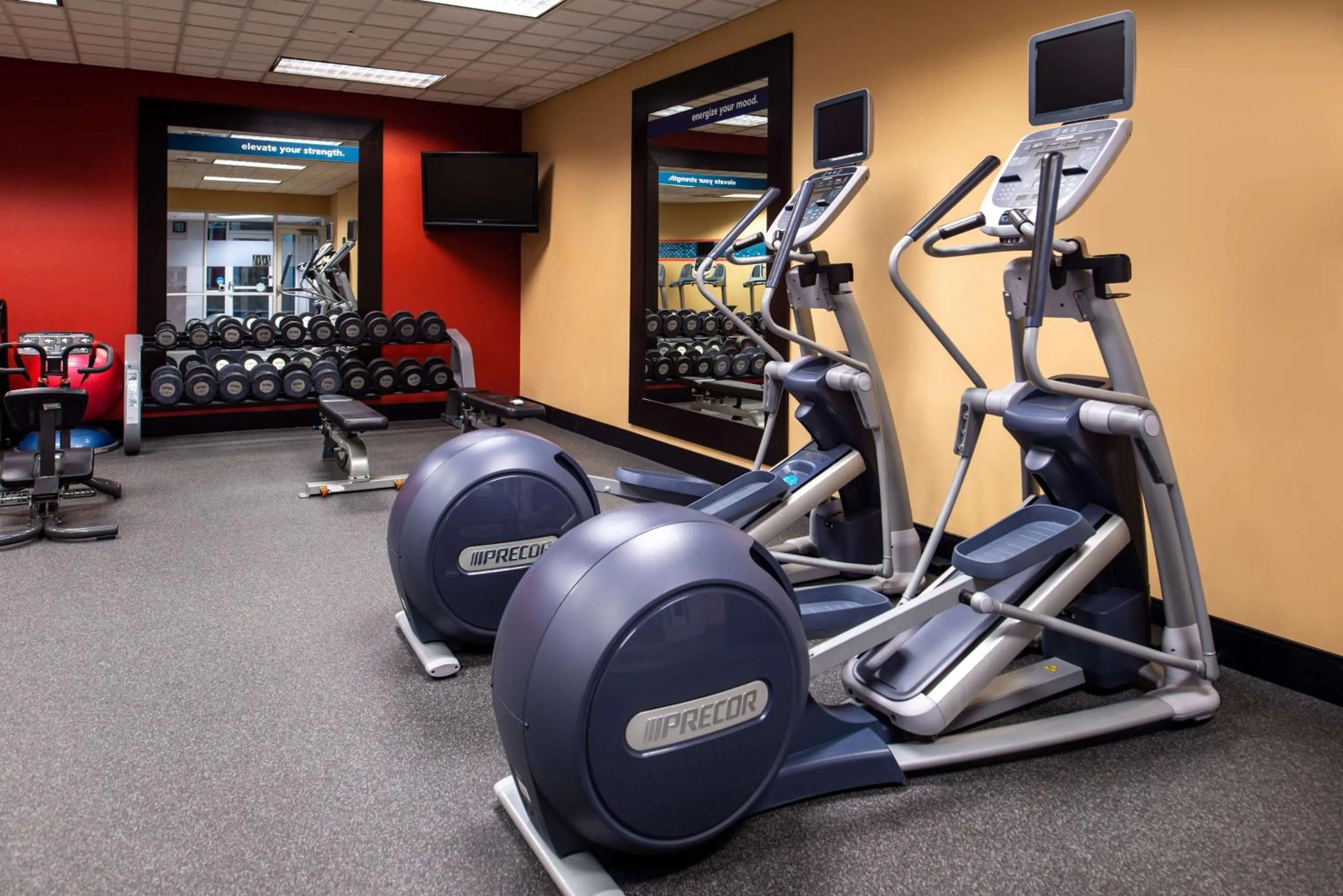 Fitness centre/facilities in Hampton Inn & Suites Boise/Spectrum