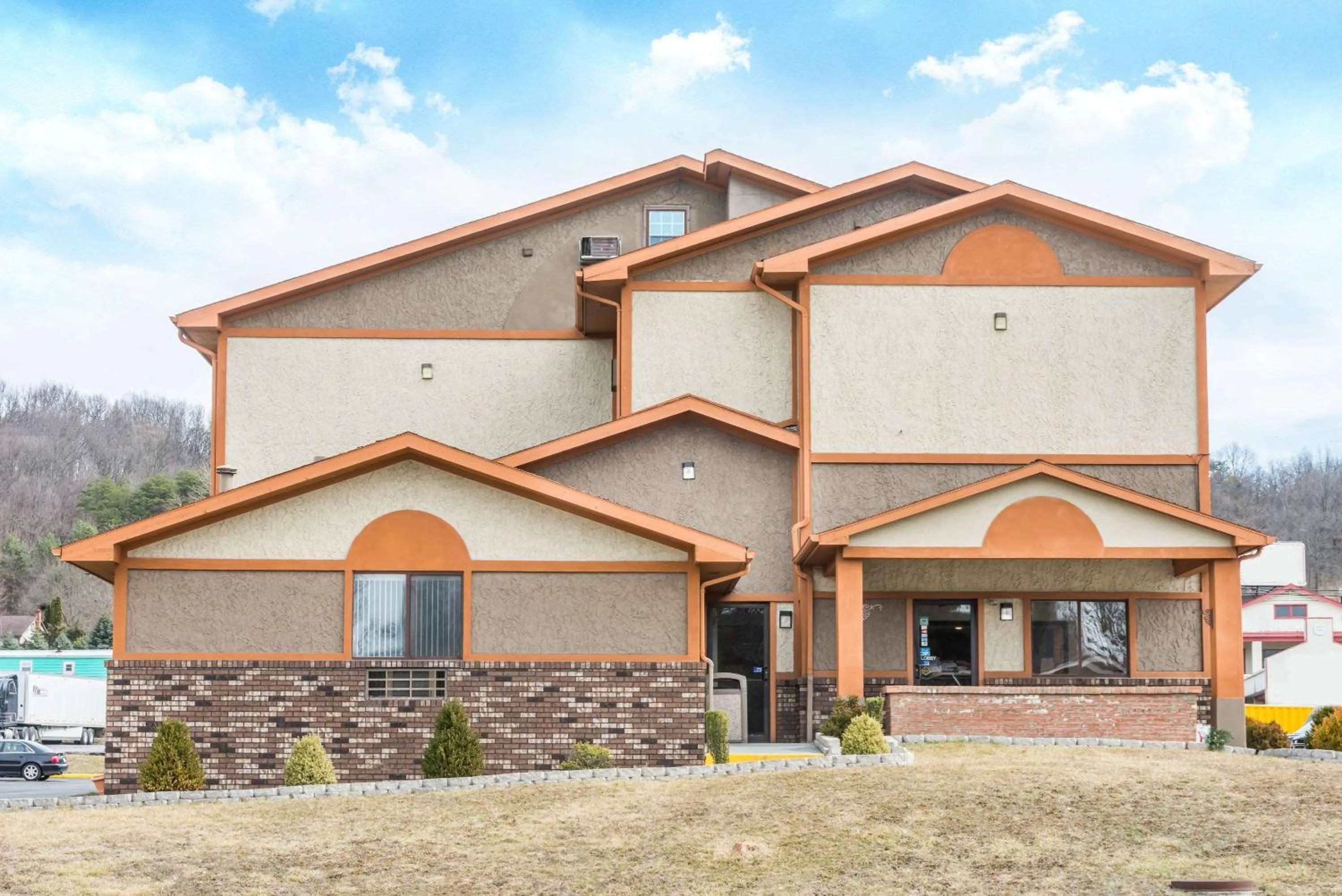 Property building in Super 8 by Wyndham Bedford