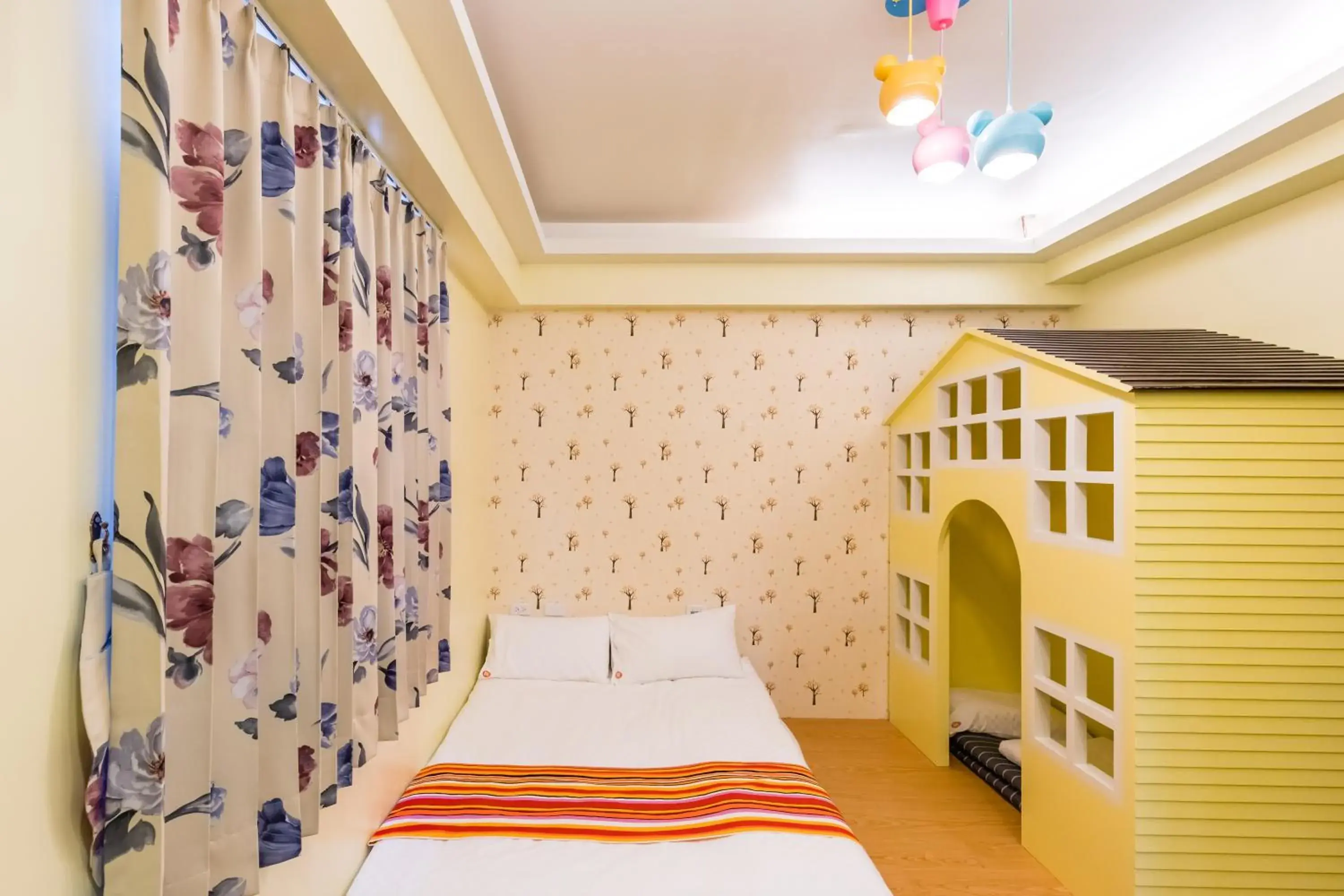 Small Double Room in The Hide Bed and breakfast Small Double Room in The Hide Bed and breakfast