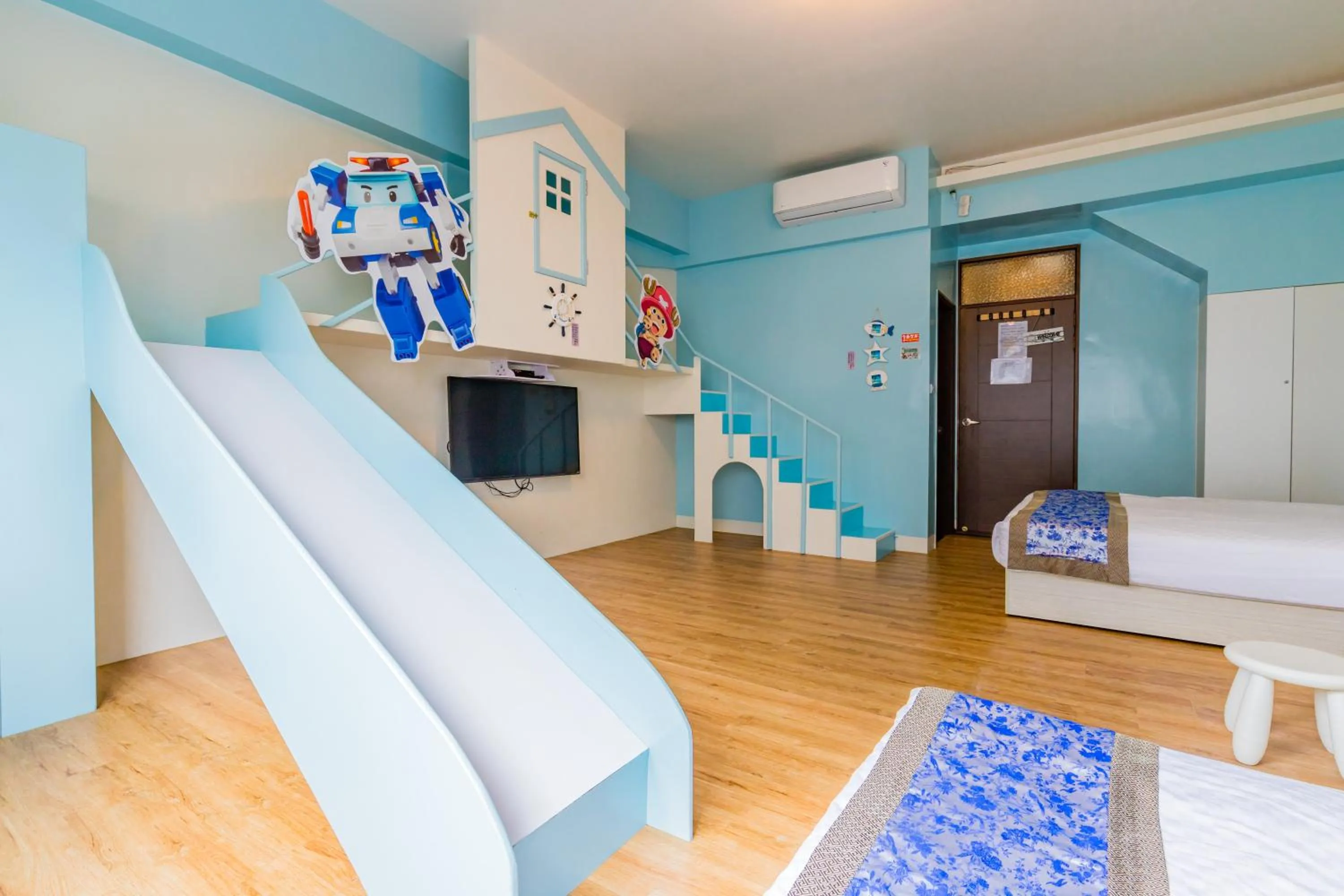 Bedroom in The Hide Bed and breakfast