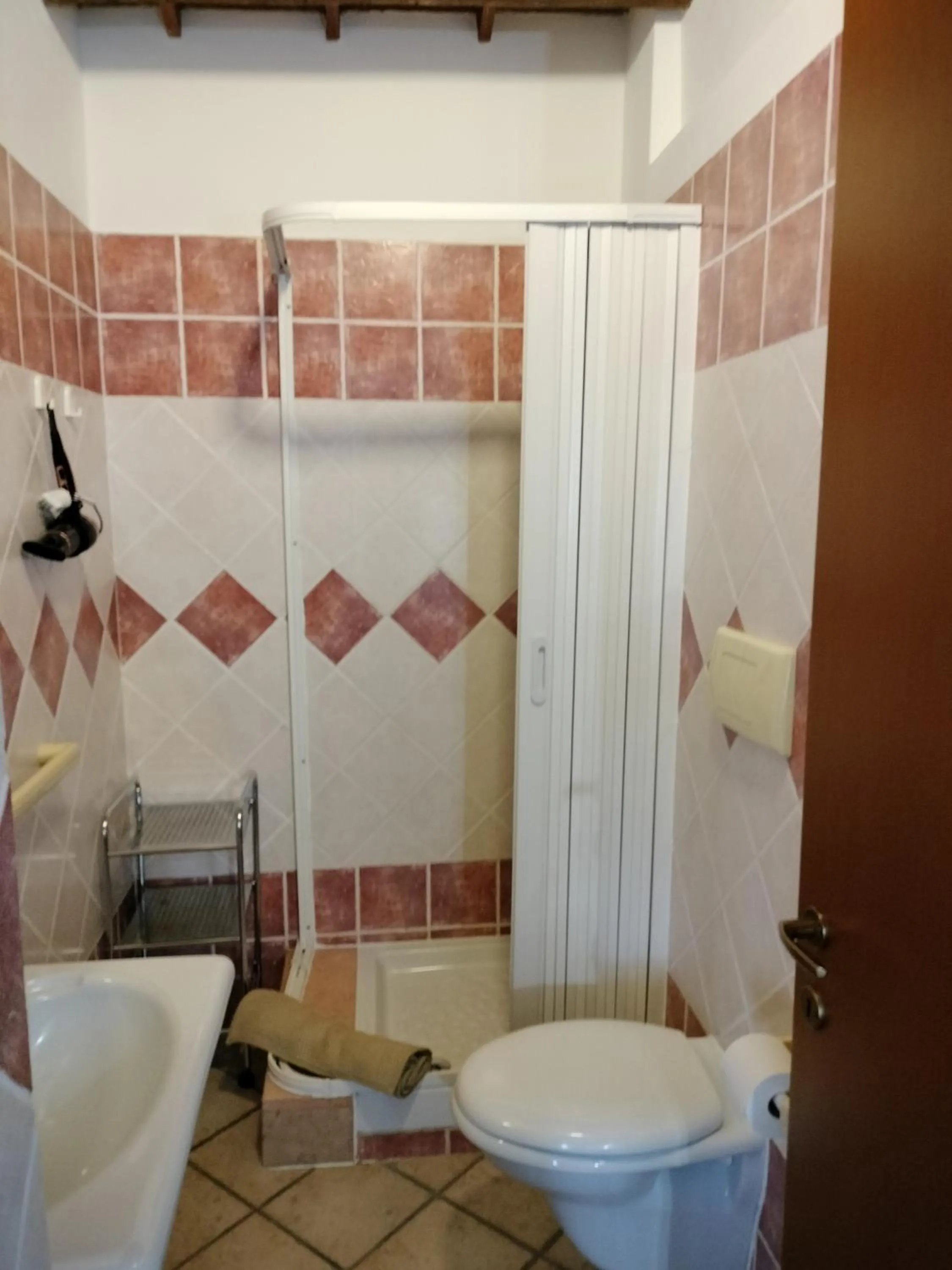 Shower in La Casa Rossa