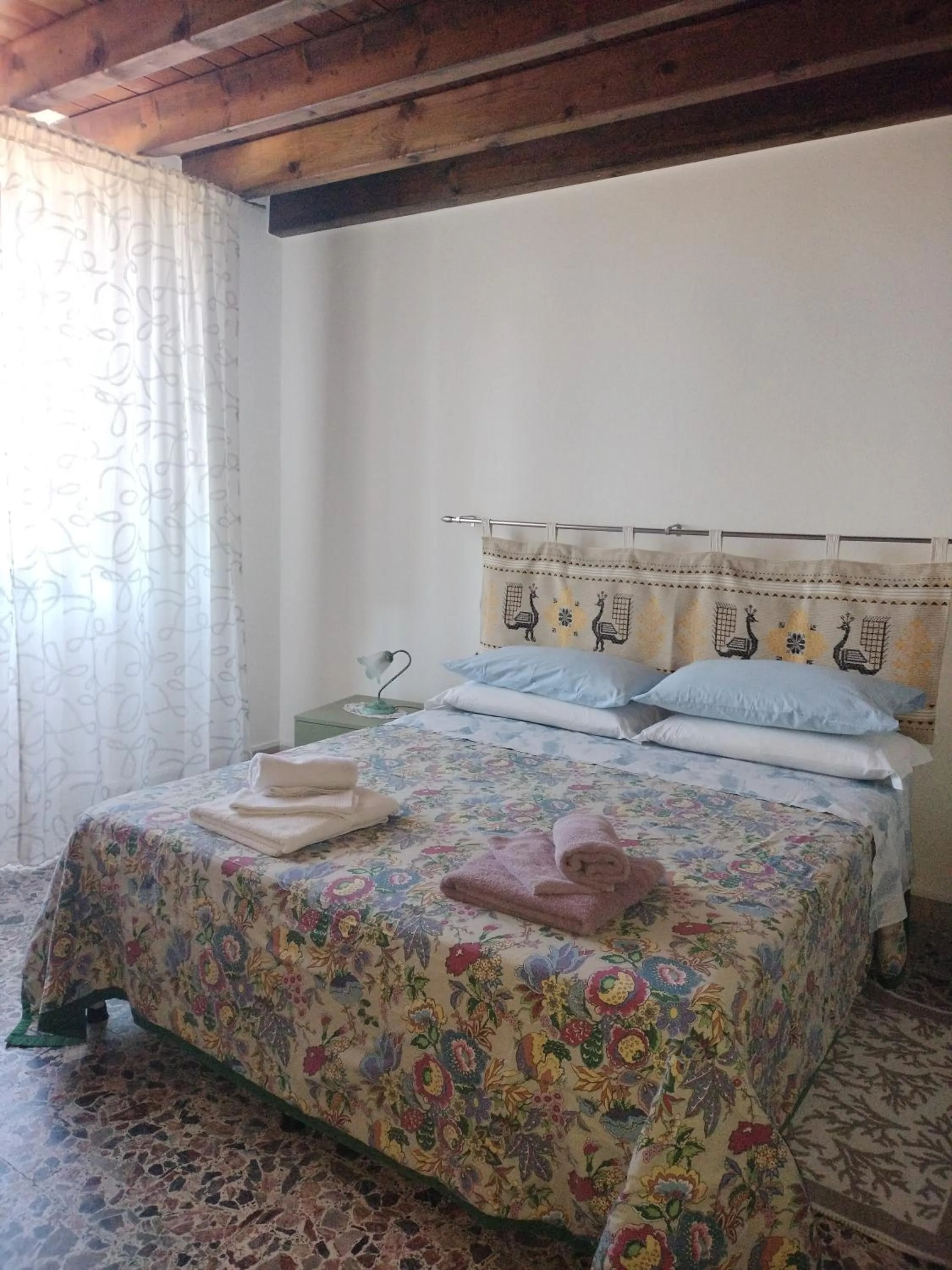 Bed in La Casa Rossa