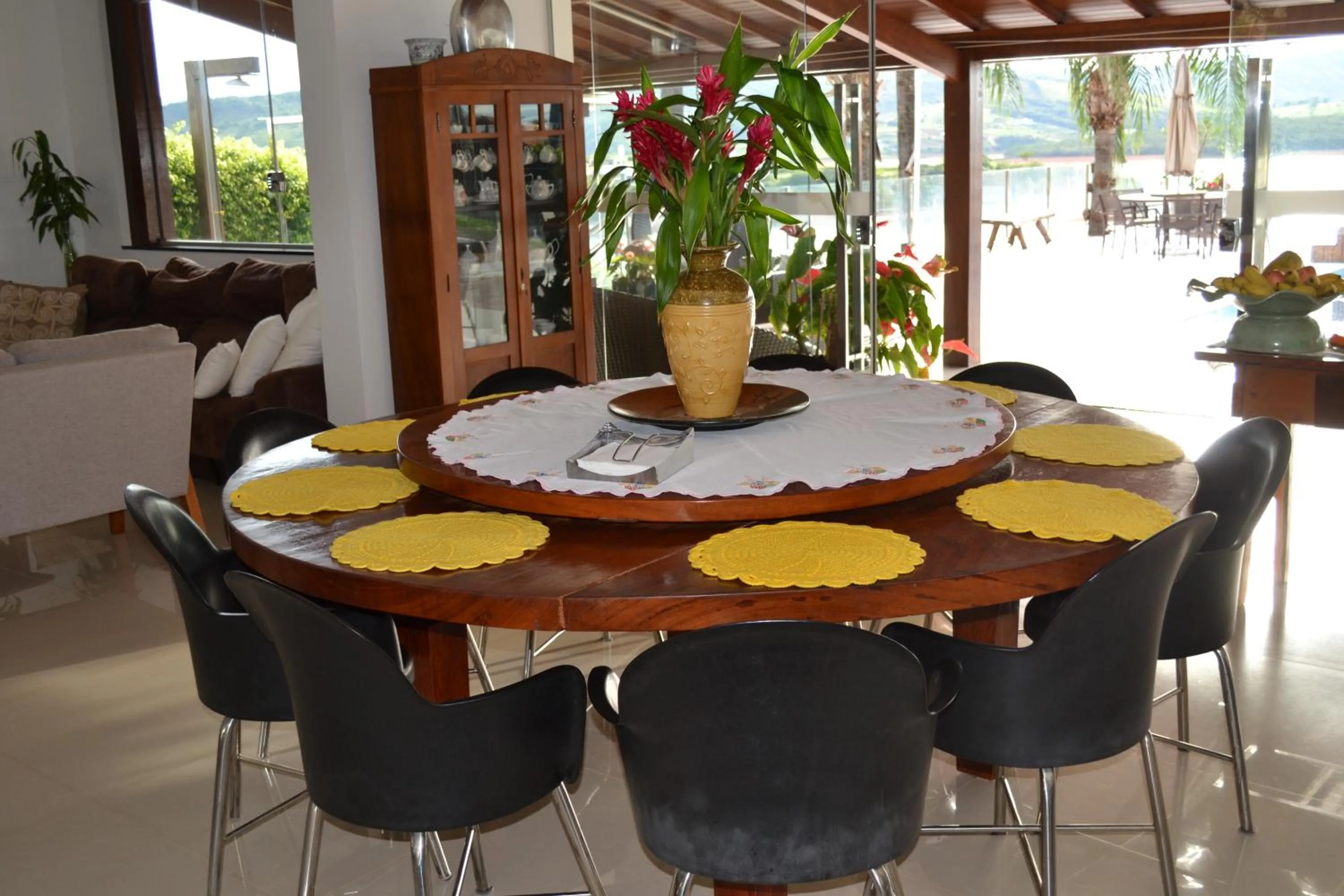 Dining area in Pousada Suítes do Lago
