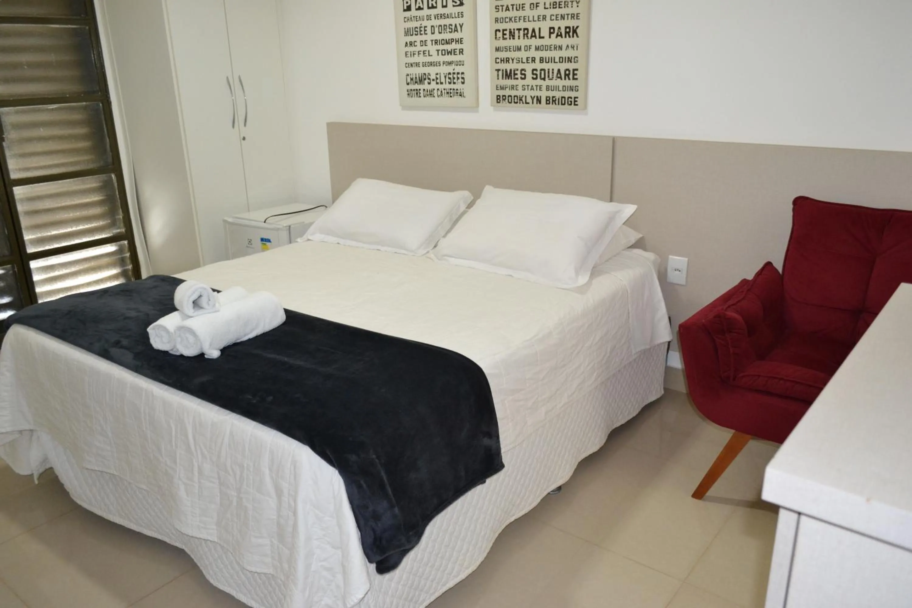Bedroom, Bed in Pousada Suítes do Lago
