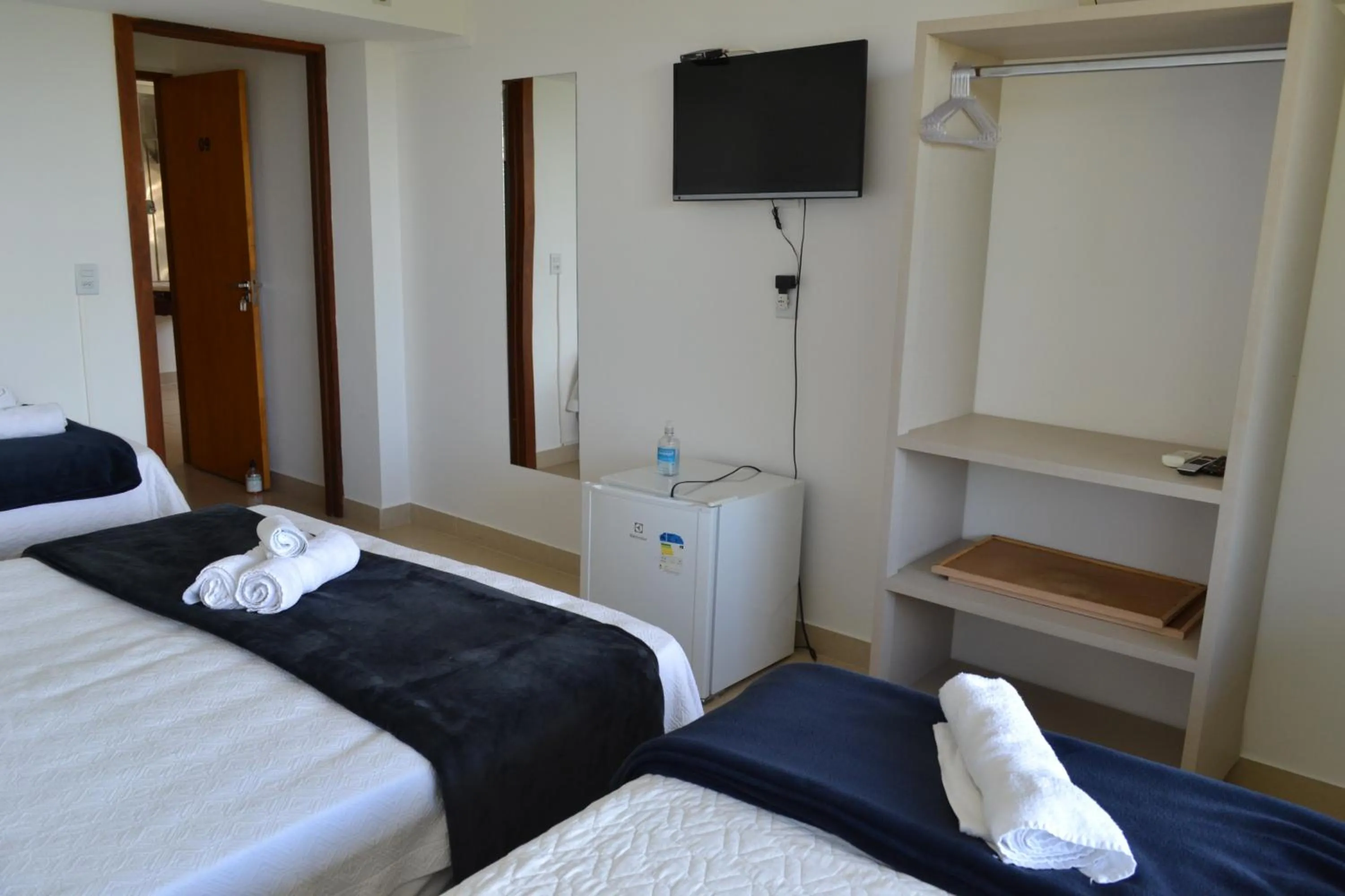 Bedroom, Bed in Pousada Suítes do Lago