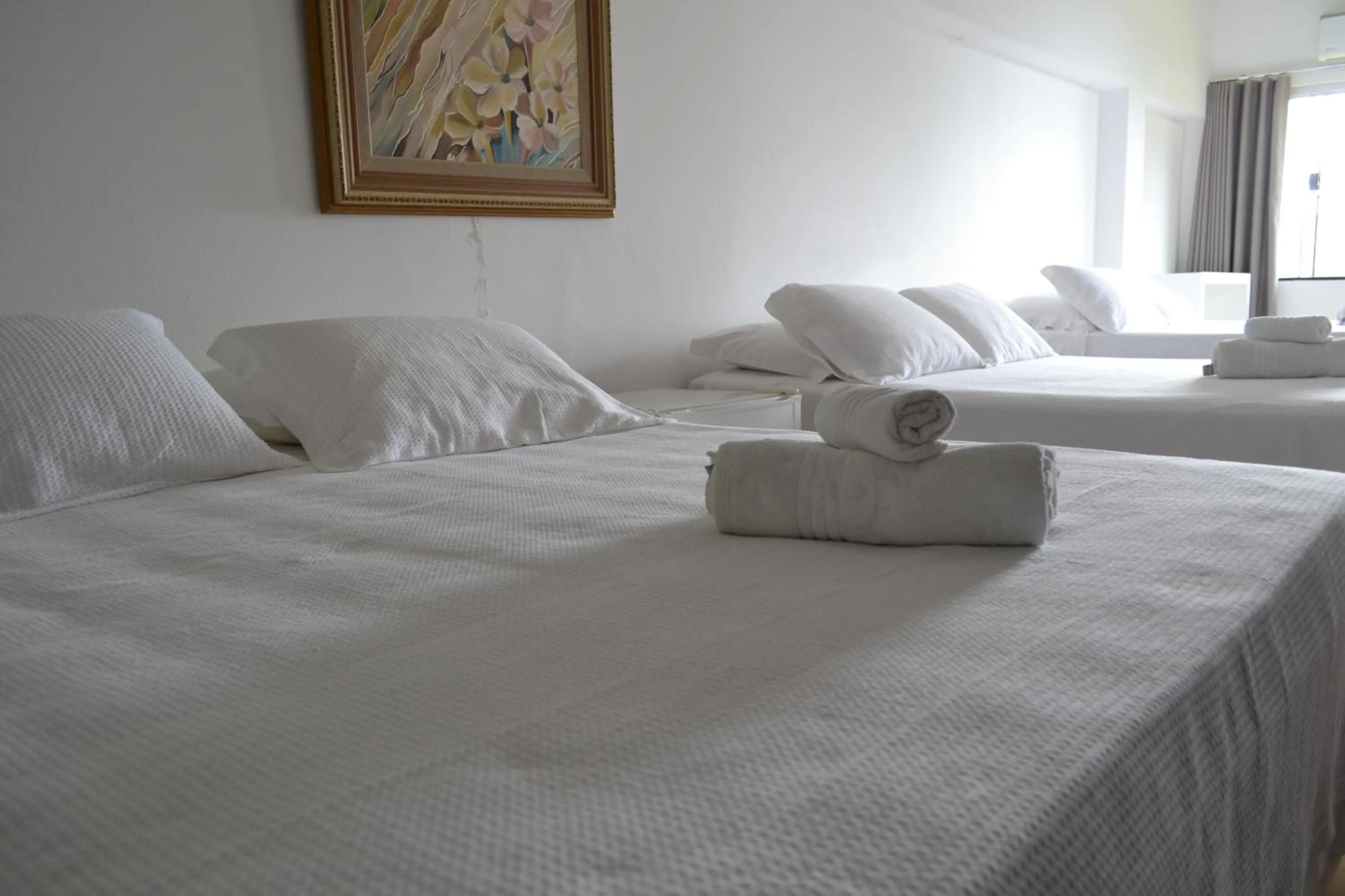Bedroom, Bed in Pousada Suítes do Lago