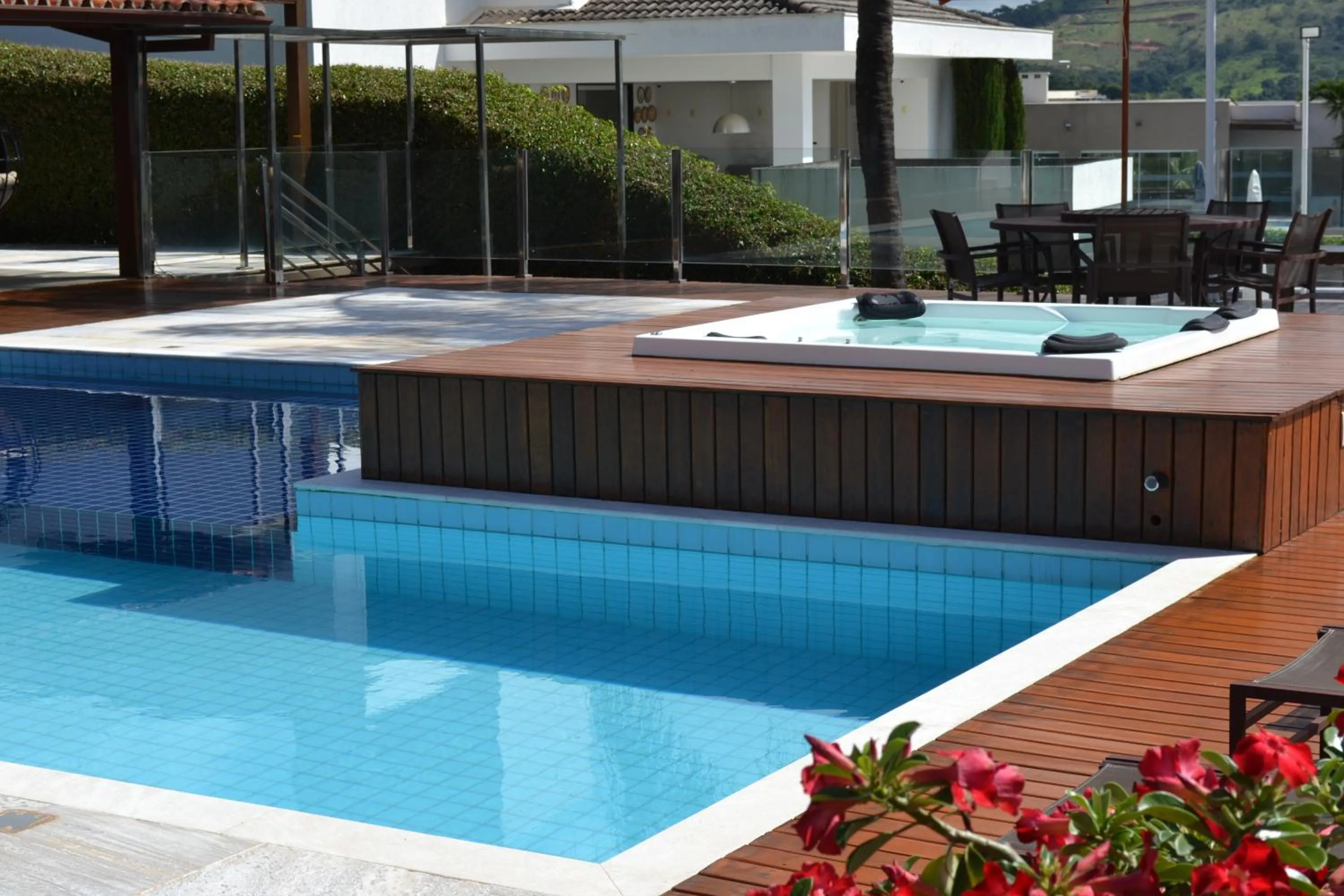 Pool view in Pousada Suítes do Lago