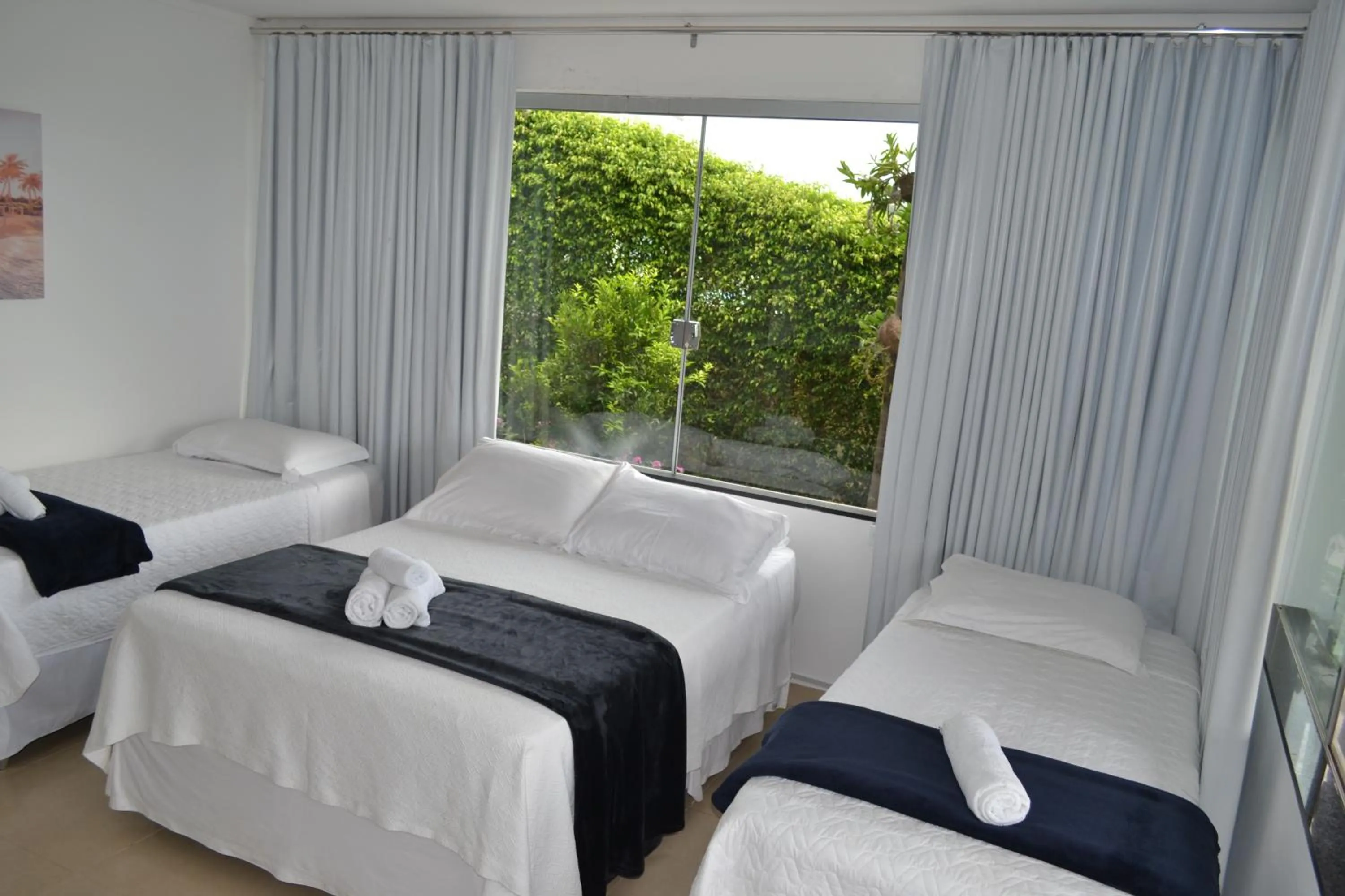 Bedroom, Bed in Pousada Suítes do Lago