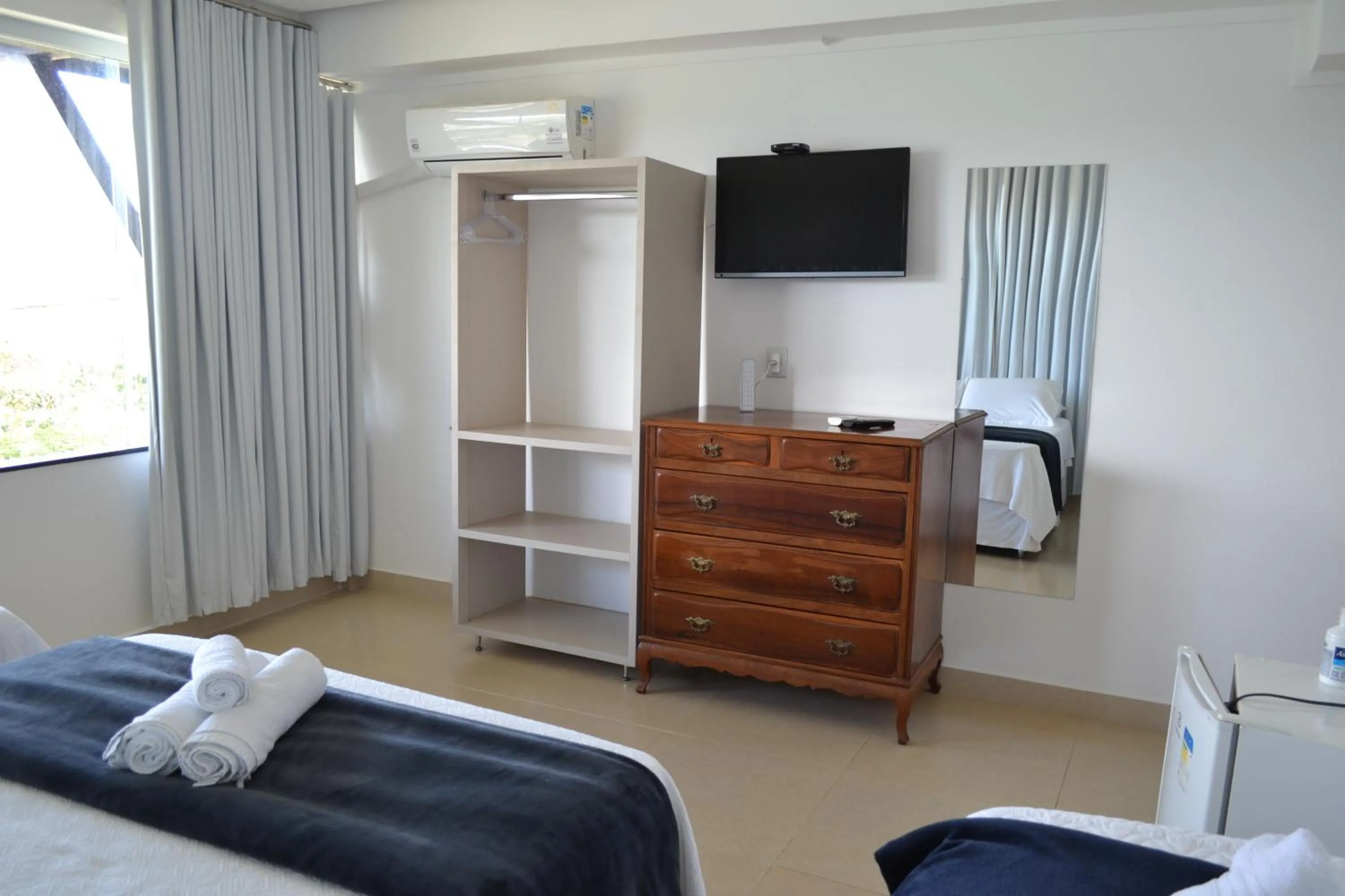 Bedroom, Bed in Pousada Suítes do Lago