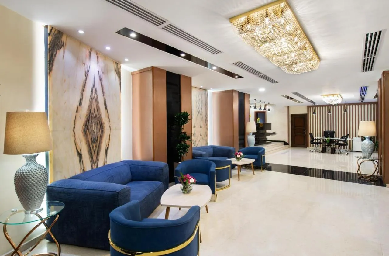 Lobby or reception in Golden Tulip Al-Zahabi