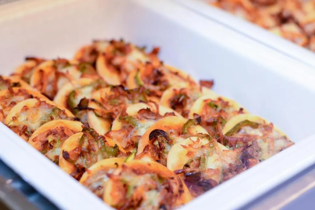 Restaurant/places to eat in Golden Tulip Al-Zahabi