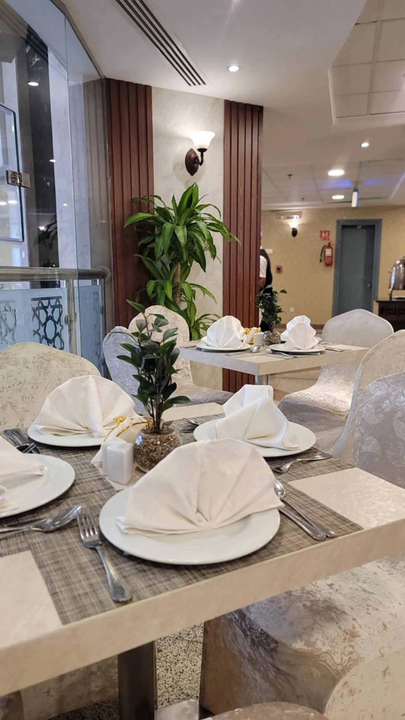 Restaurant/places to eat in Al Ansar Palace Golden Tulip Hotel