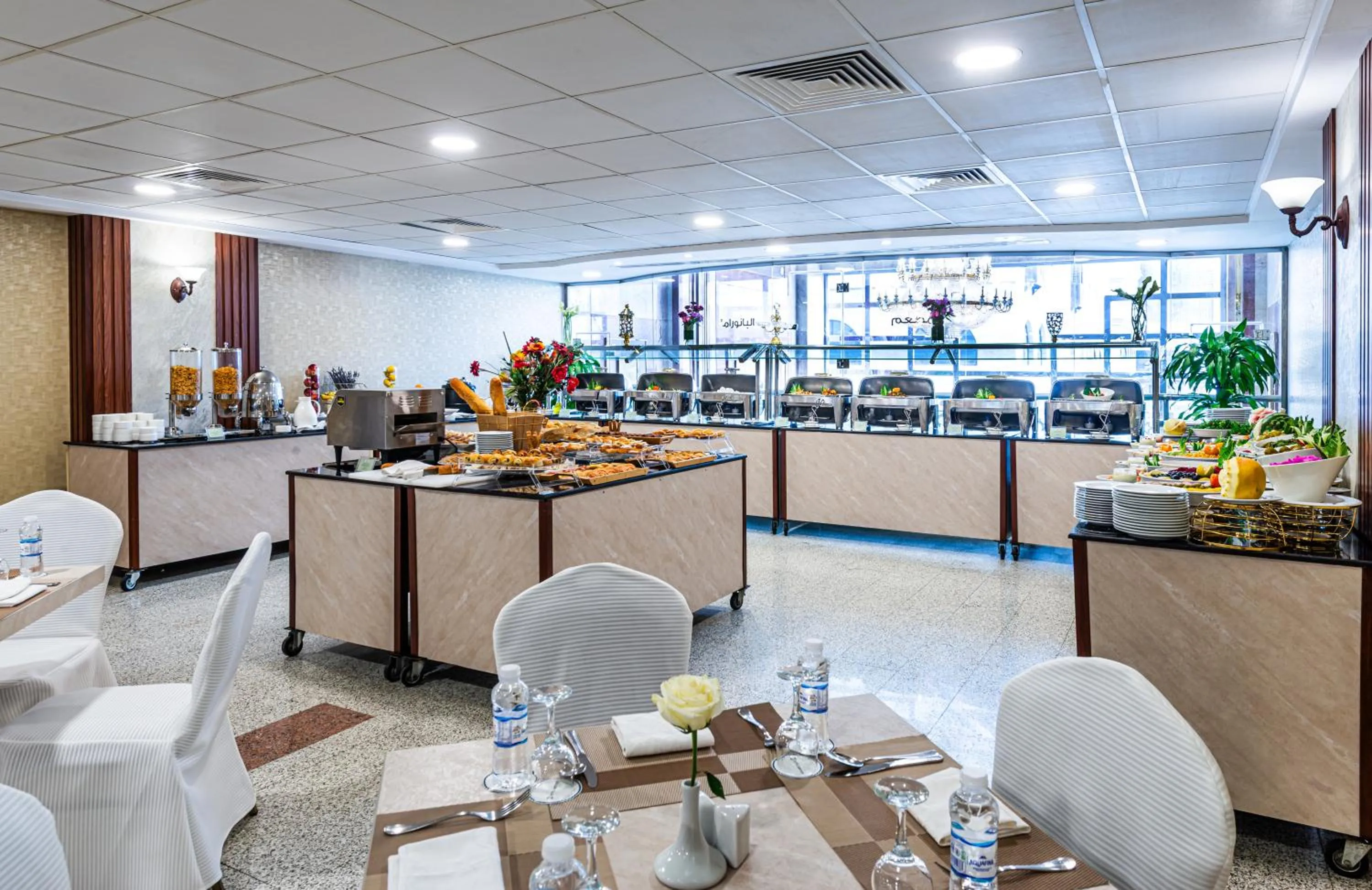 Restaurant/places to eat in Al Ansar Palace Golden Tulip Hotel