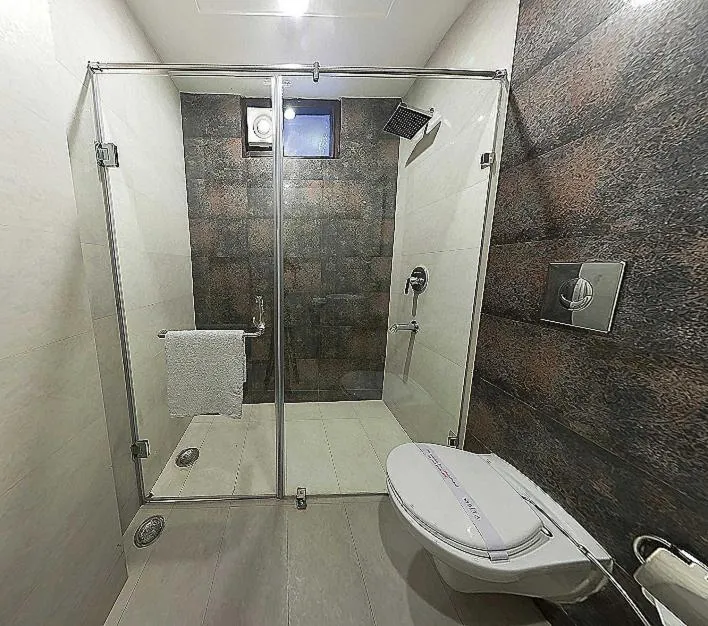 Bathroom in Hotel Sita International