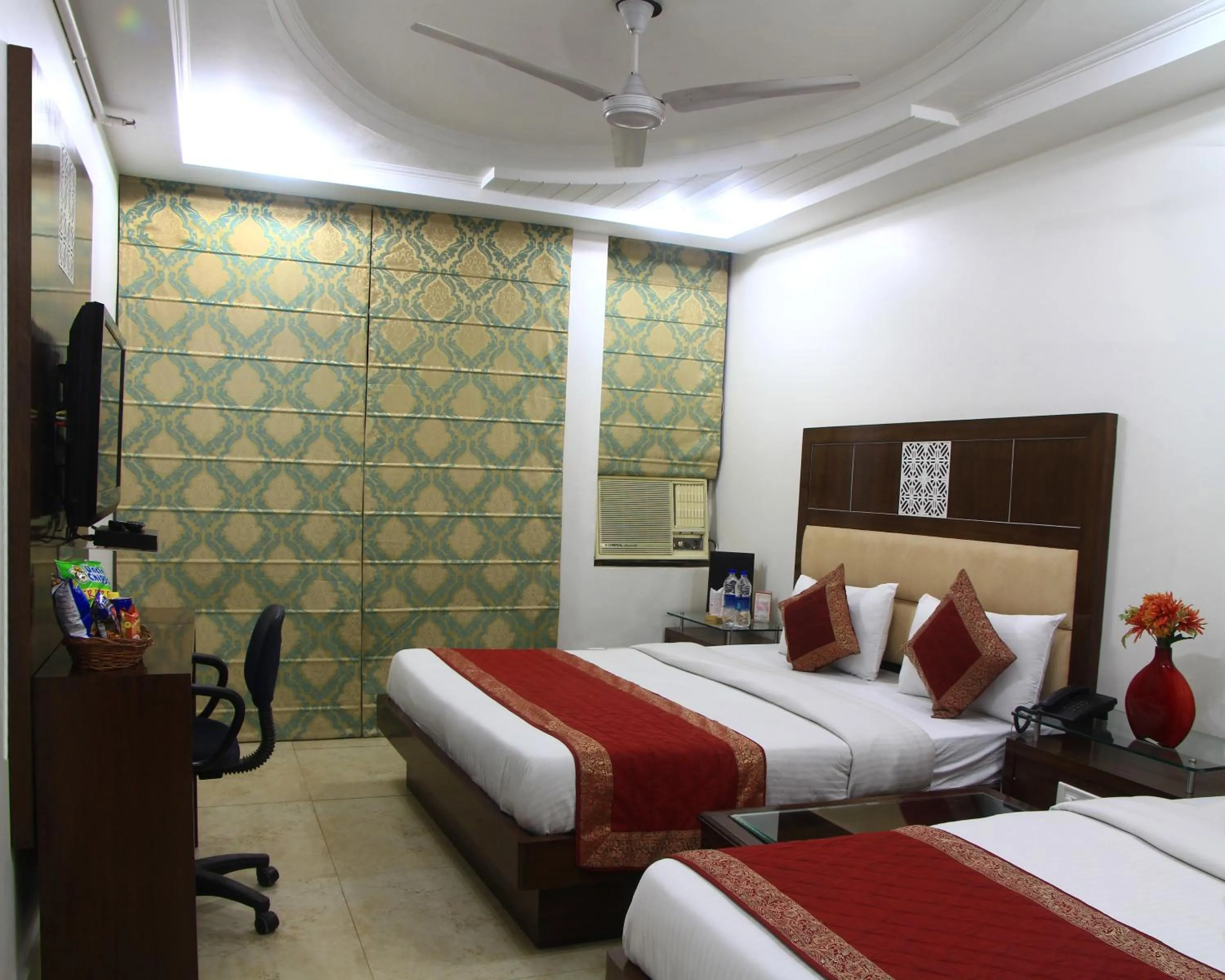Photo of the whole room, Bed in Hotel Sita International