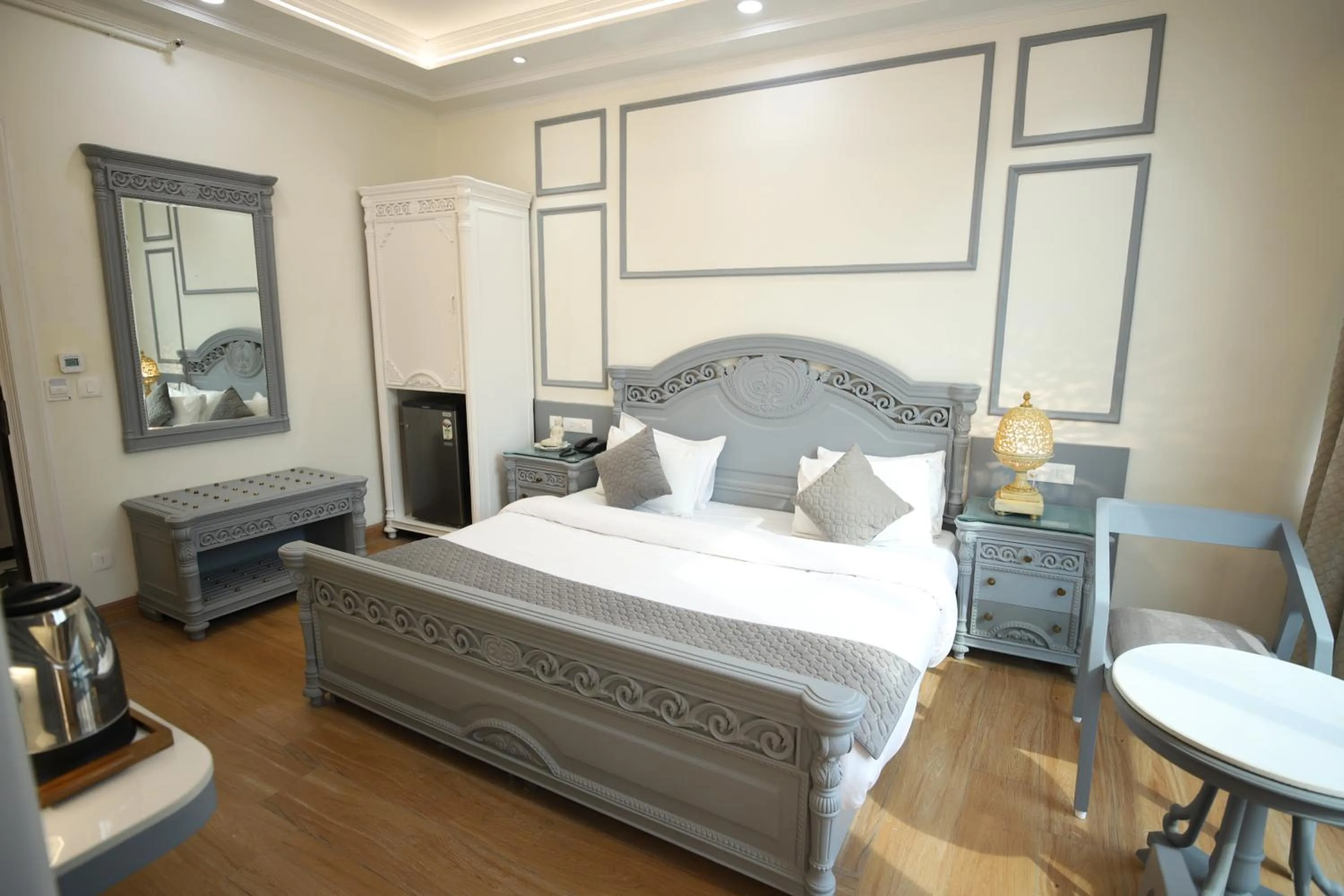 Bed in Hotel Sita International