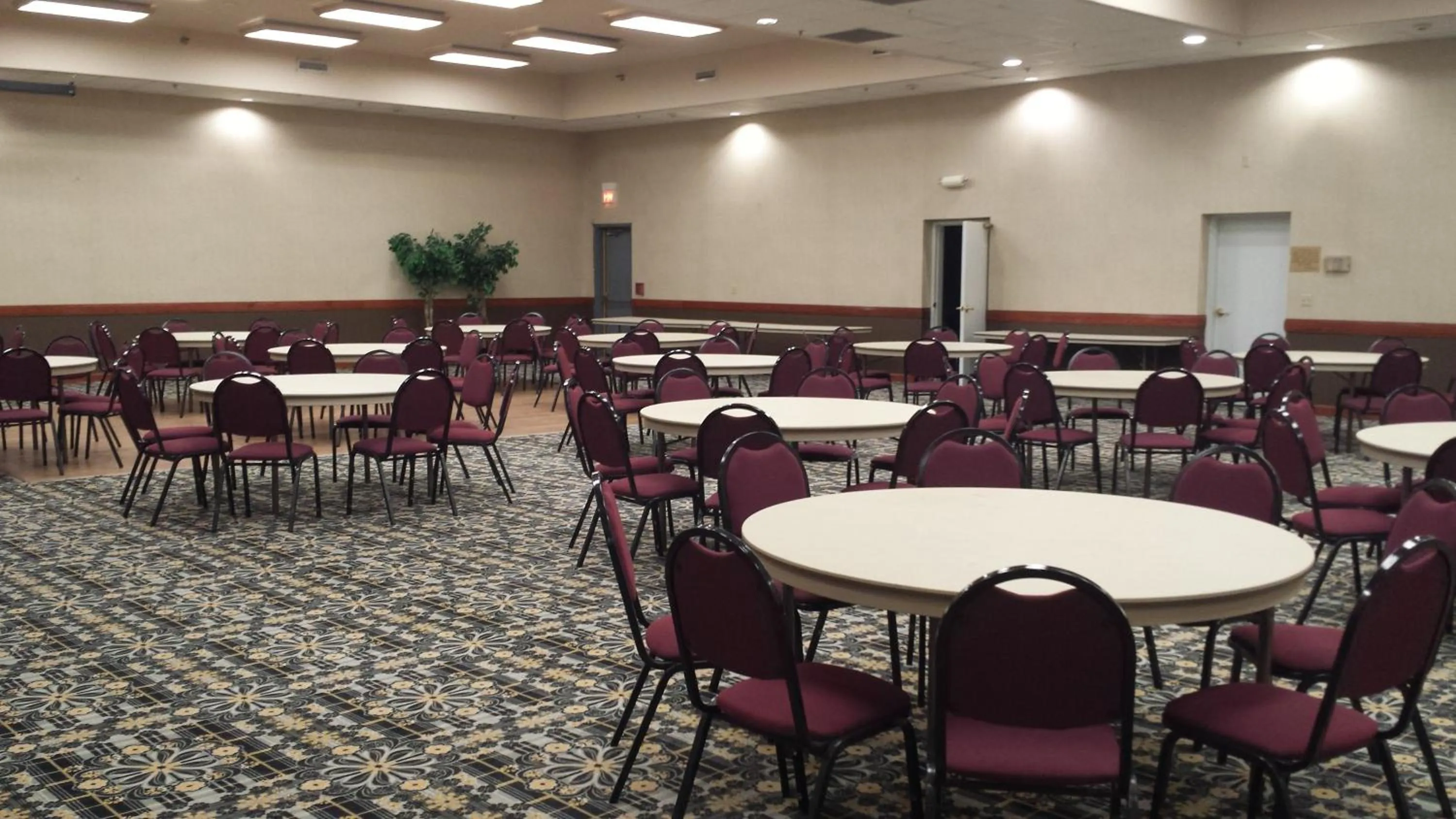 GrandStay Hotel & Suites Hastings