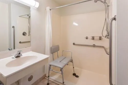 GrandStay Hotel & Suites Hastings