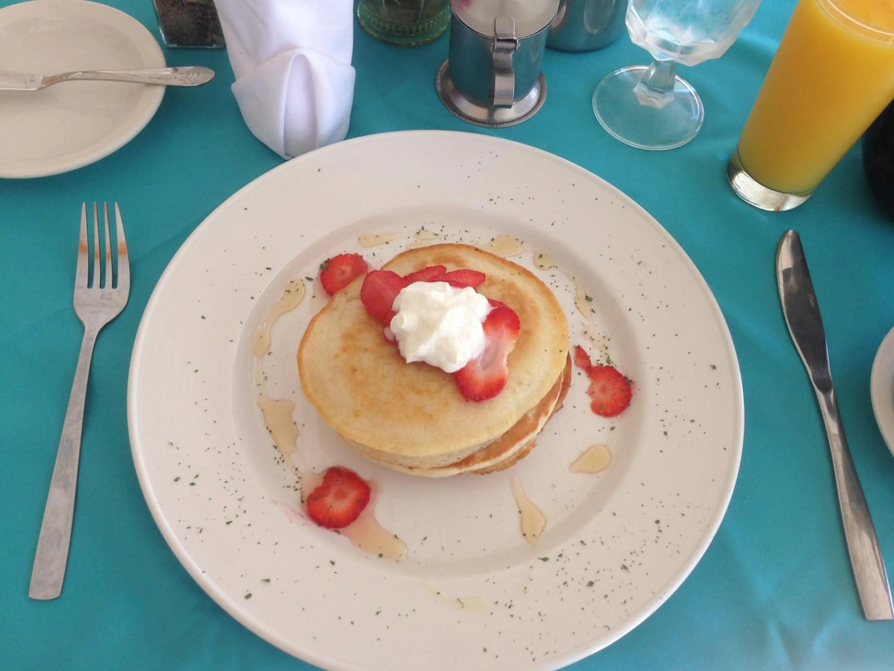 American breakfast in Bird Rock Beach Hotel