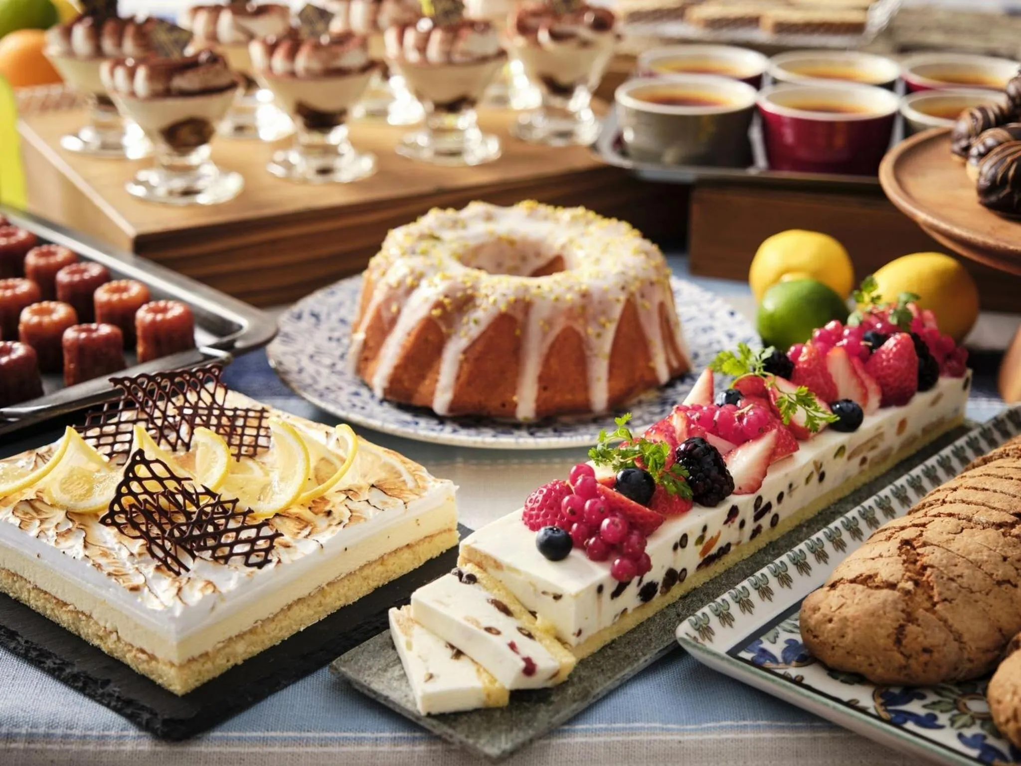 Food and drinks in Art Hotel Ishigakijima