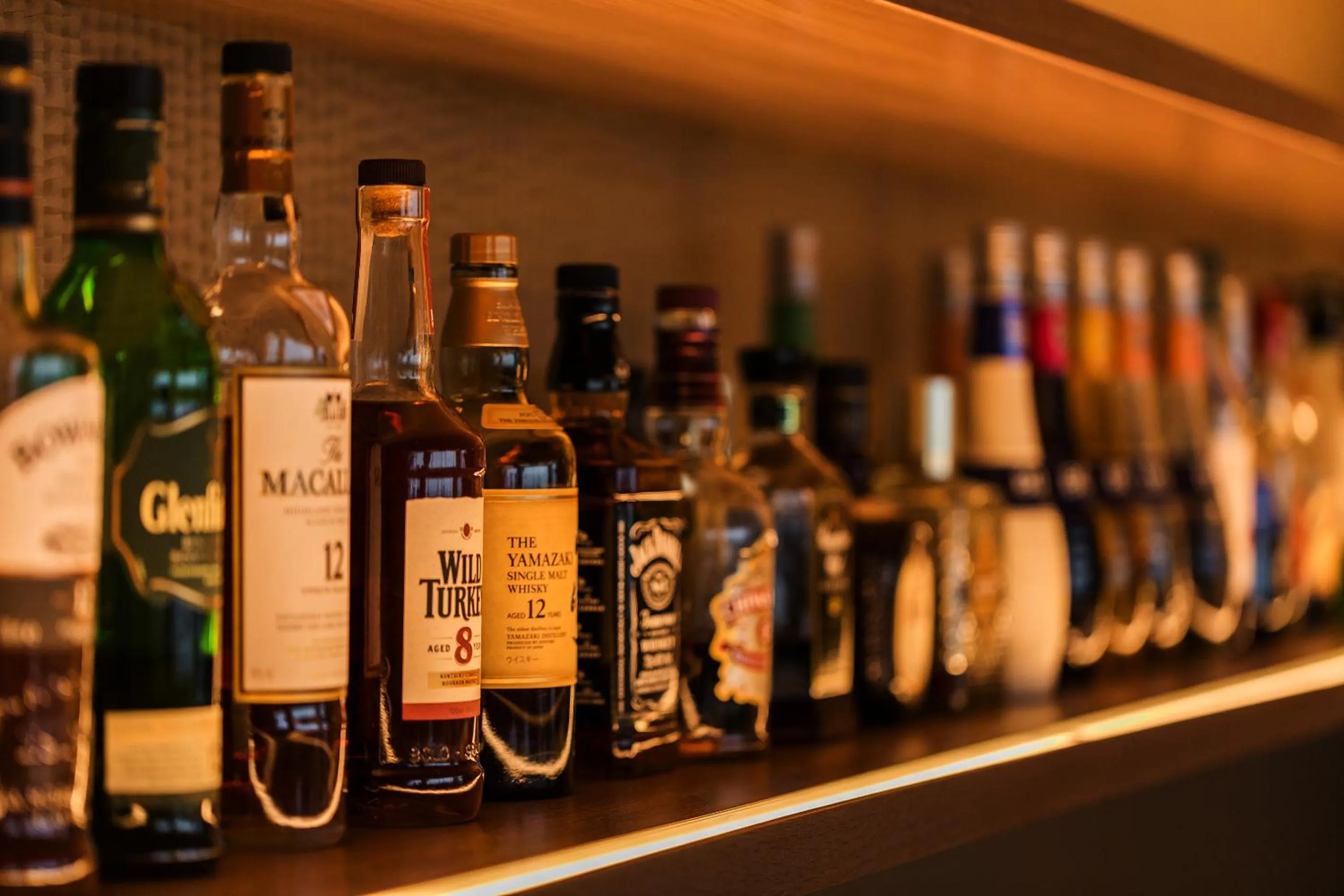 Lounge or bar in Art Hotel Ishigakijima