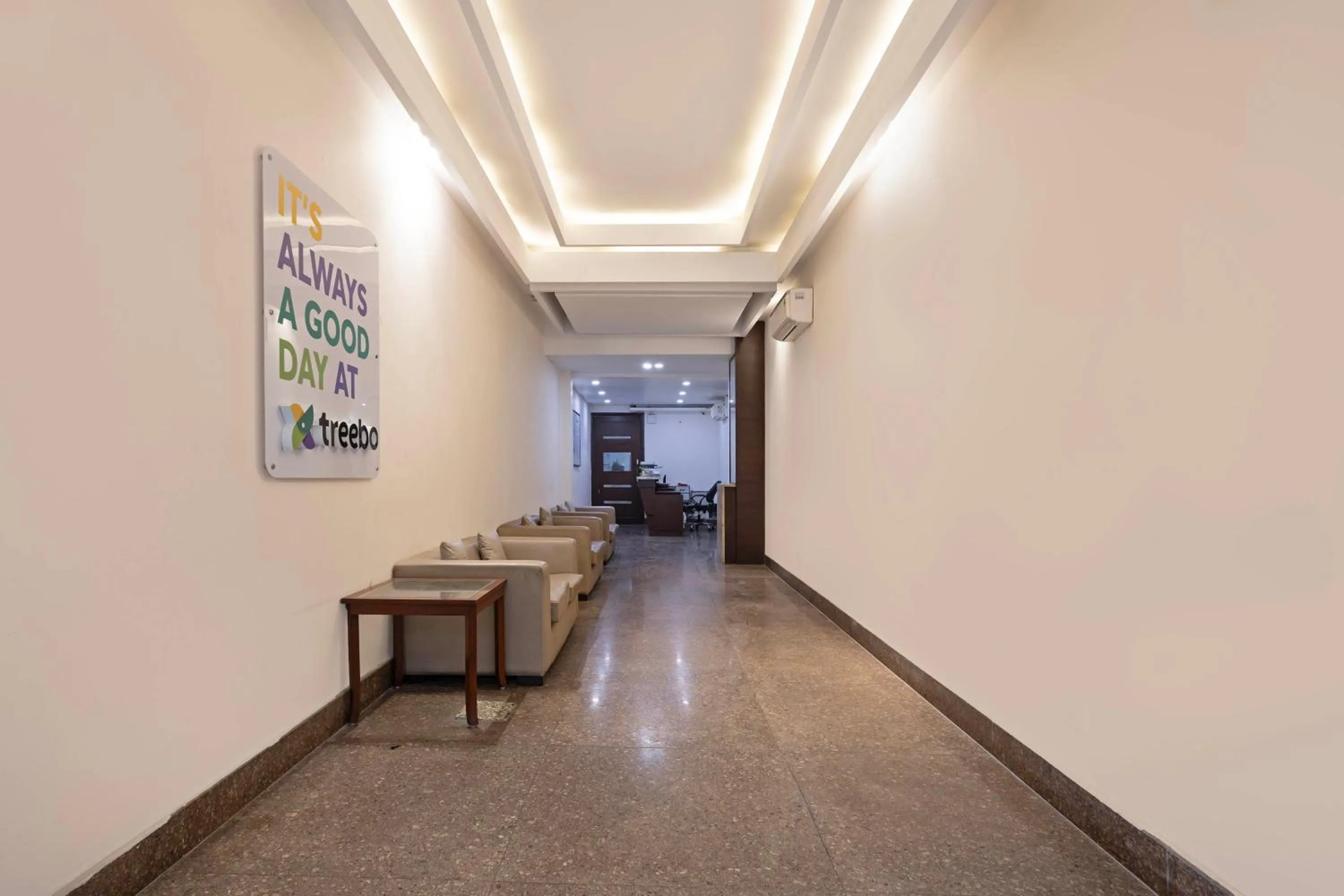 Seating area in Treebo Royal Star