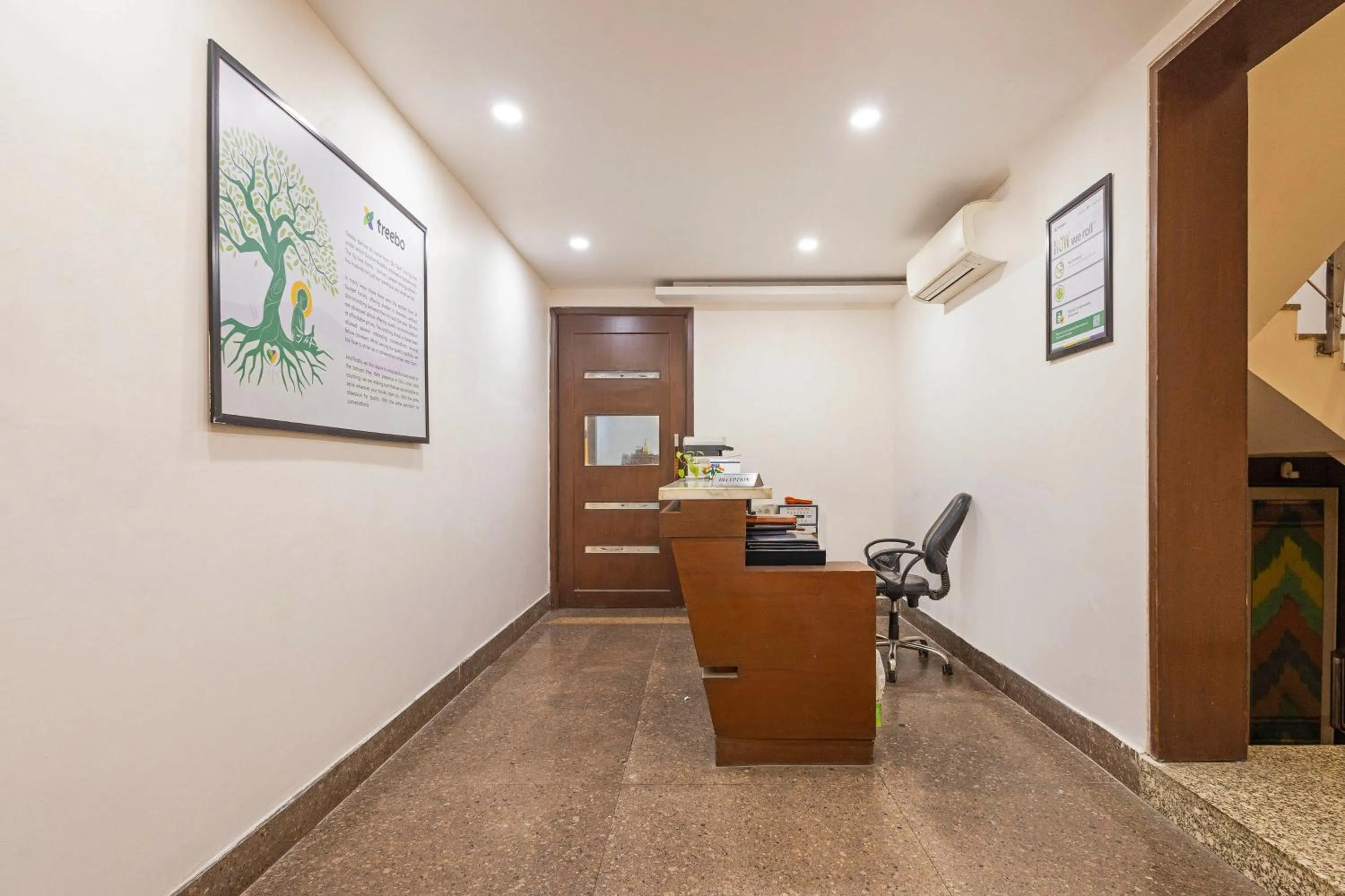 Lobby or reception in Treebo Royal Star