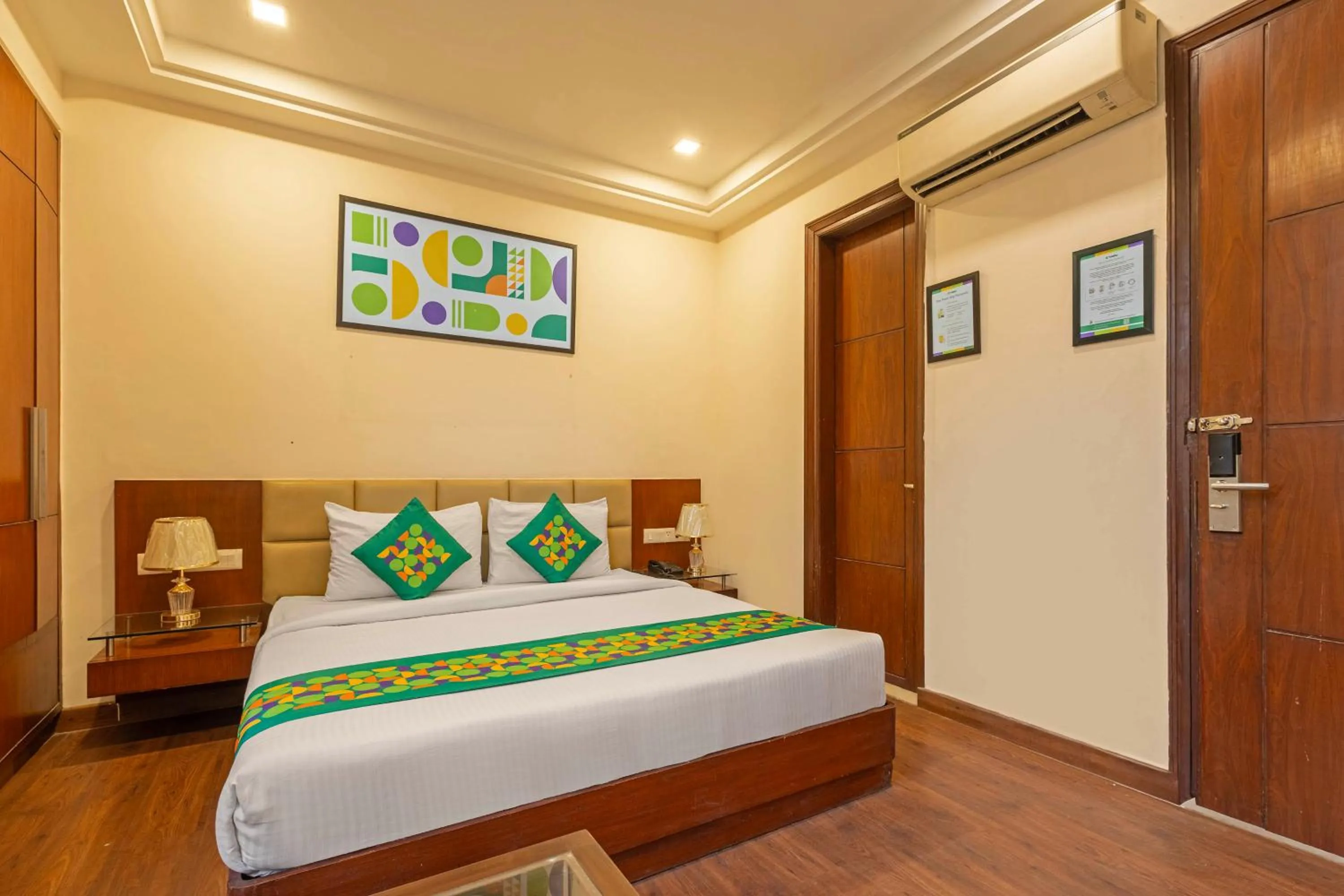 Bedroom, Bed in Treebo Royal Star