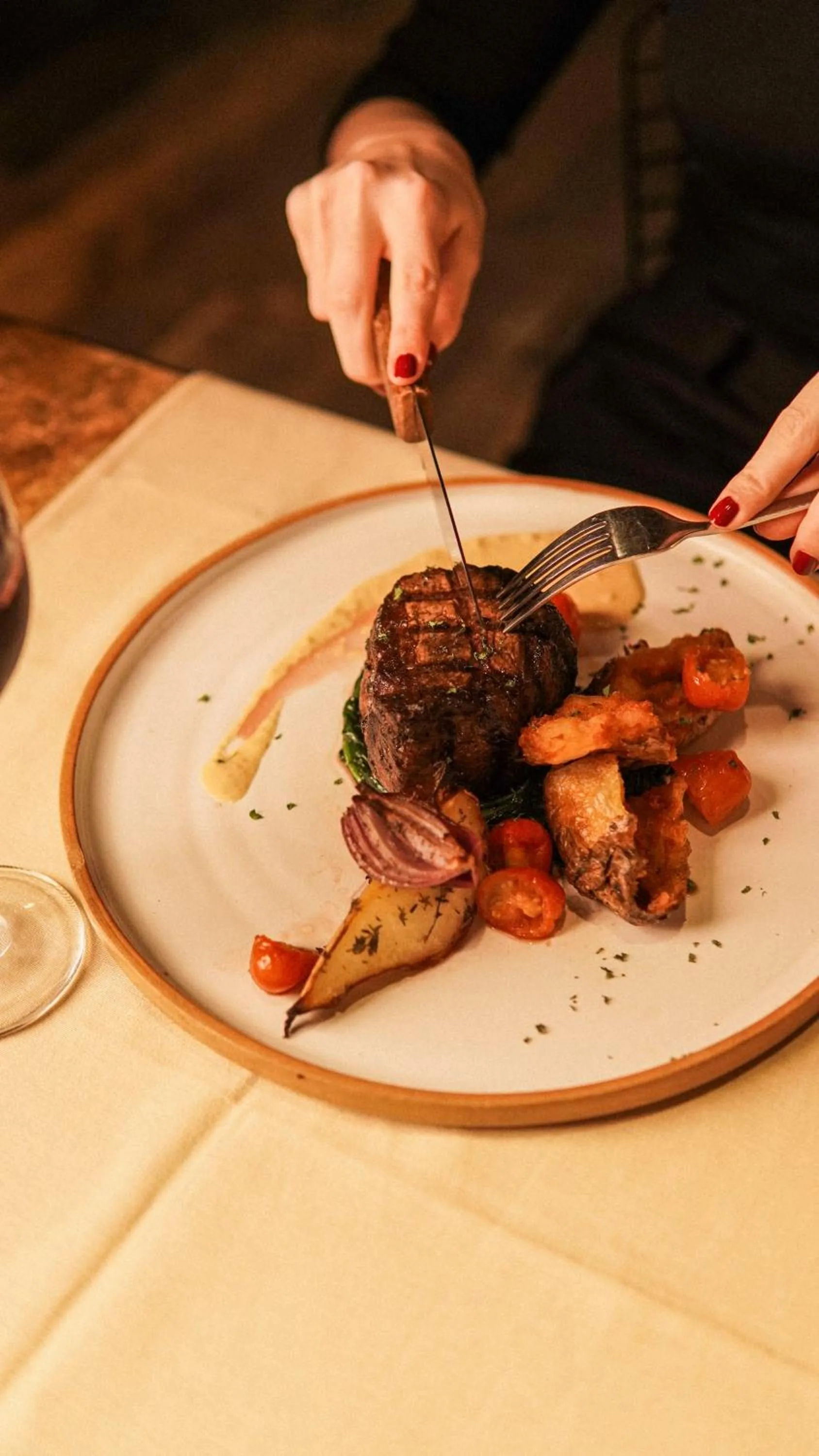 Food and drinks in AQ Tailored Suites