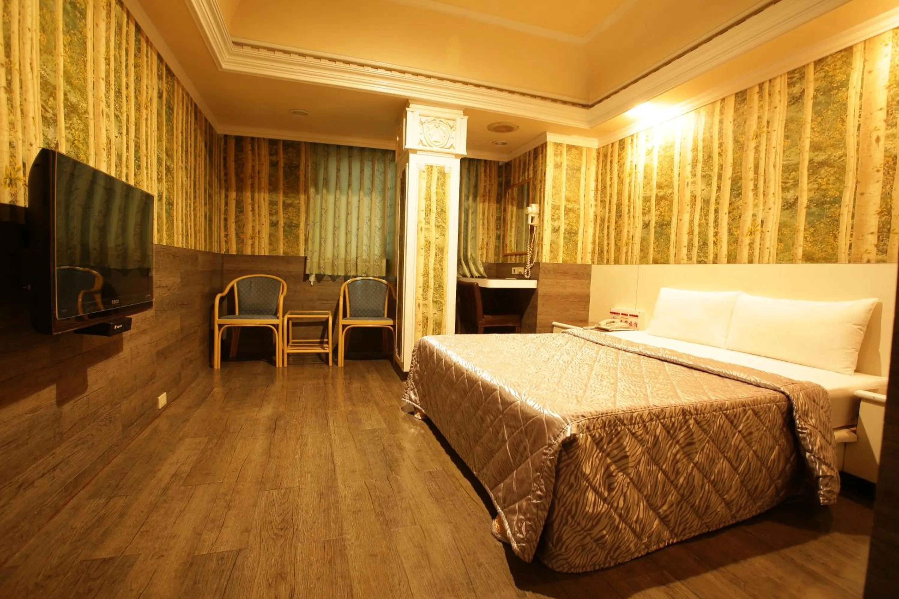 Bed in Hua Yue Hotel